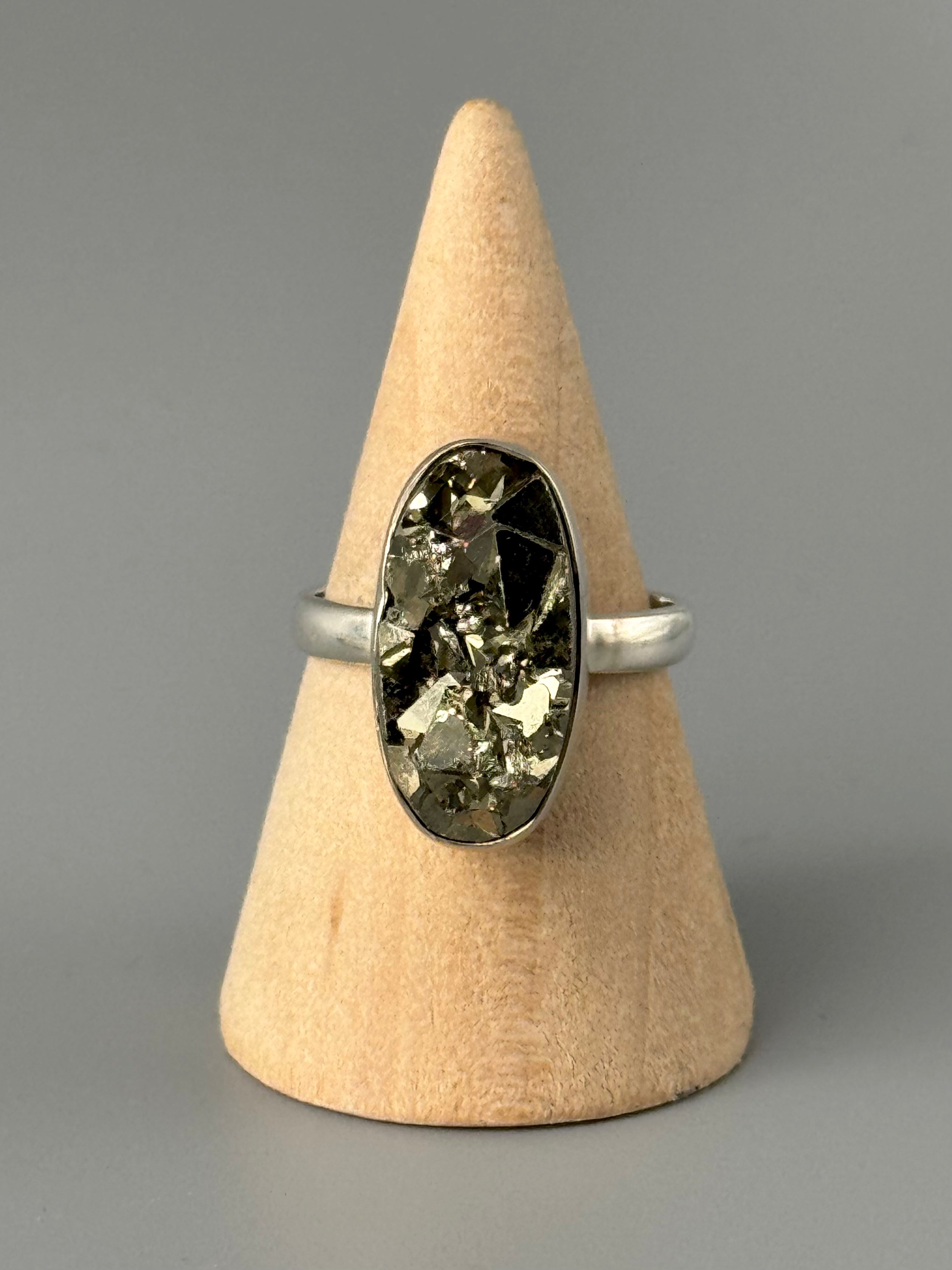 •PYRITE - OVAL• silver ring (size 10)