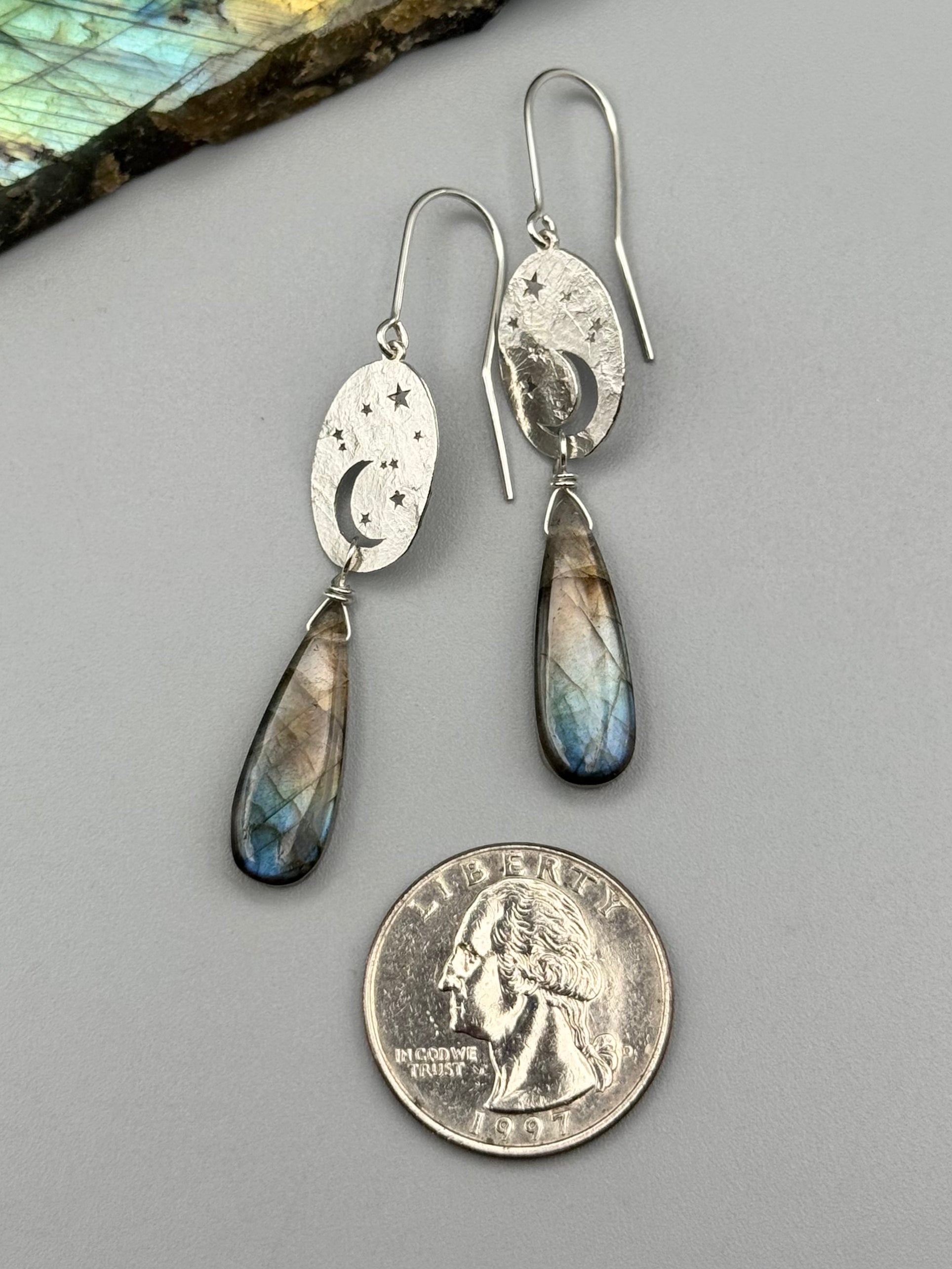 •CELESTINE• labradorite tear + silver earrings