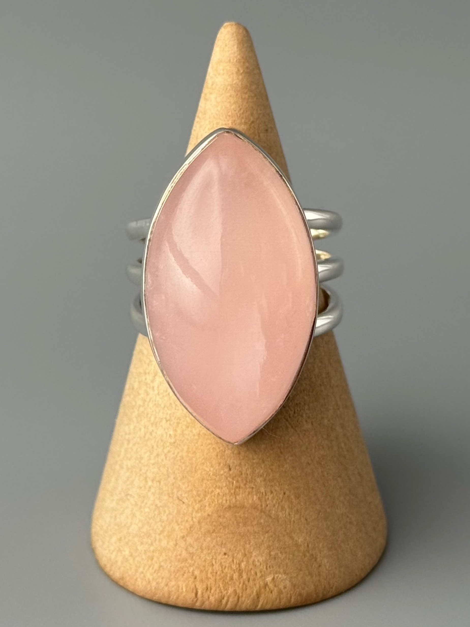 •ROSE QUARTZ - EYE• triple split band silver ring (various sizes)