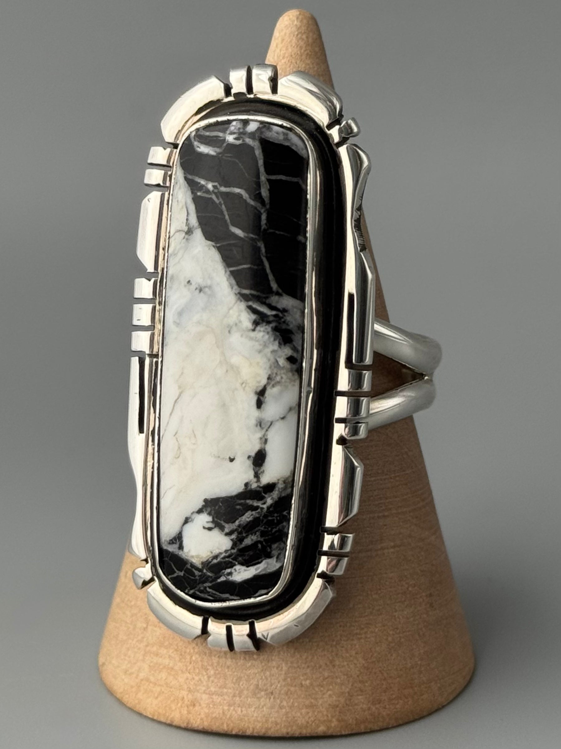 •WHITE BUFFALO TURQUOISE - STORM• Navajo adjustable silver ring