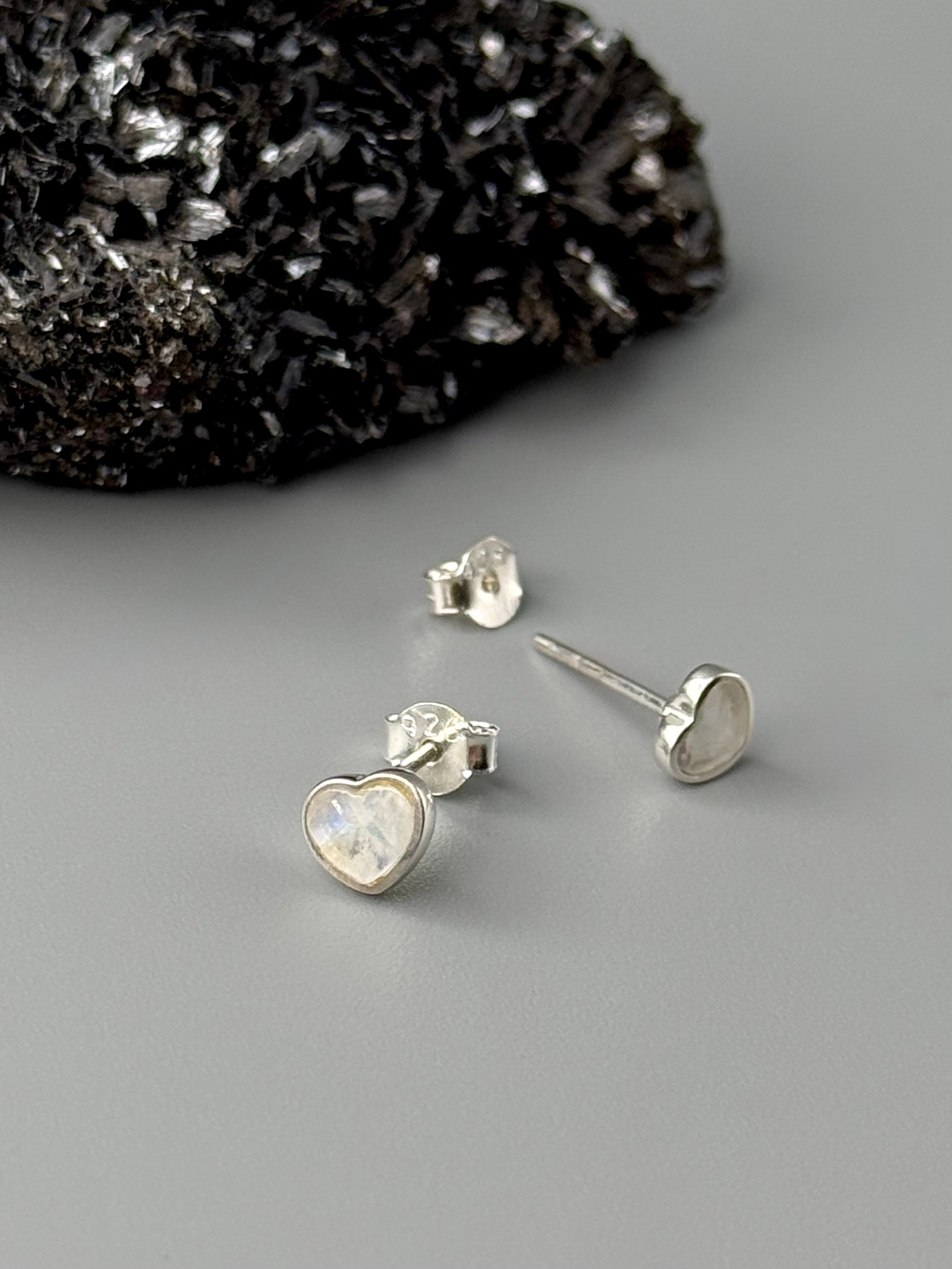 •RAINBOW MOONSTONE - LIL' HEARTS• silver stud earrings