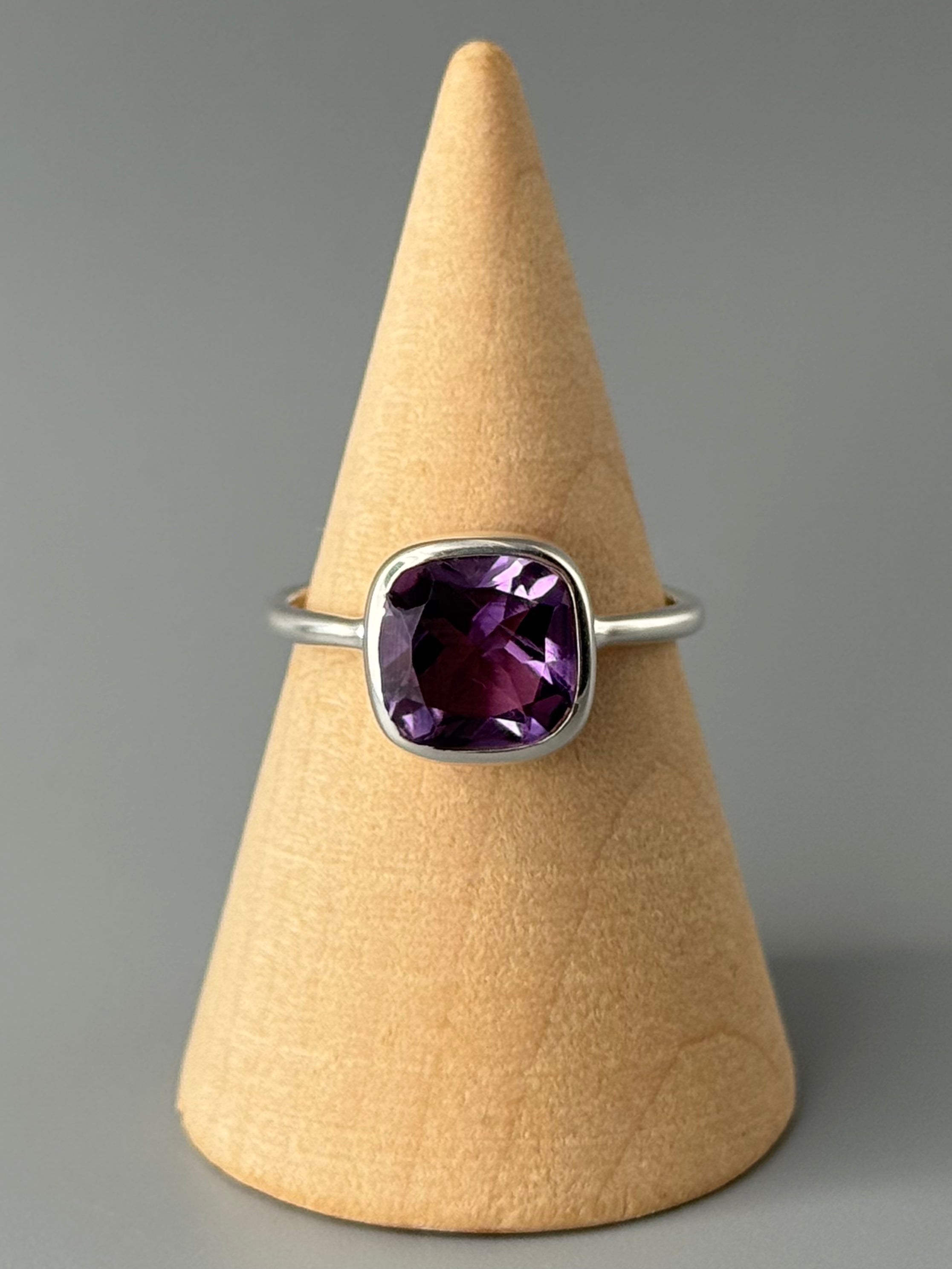 •AMETHYST - SOFT SQUARE• simple bezel silver ring (various sizes)