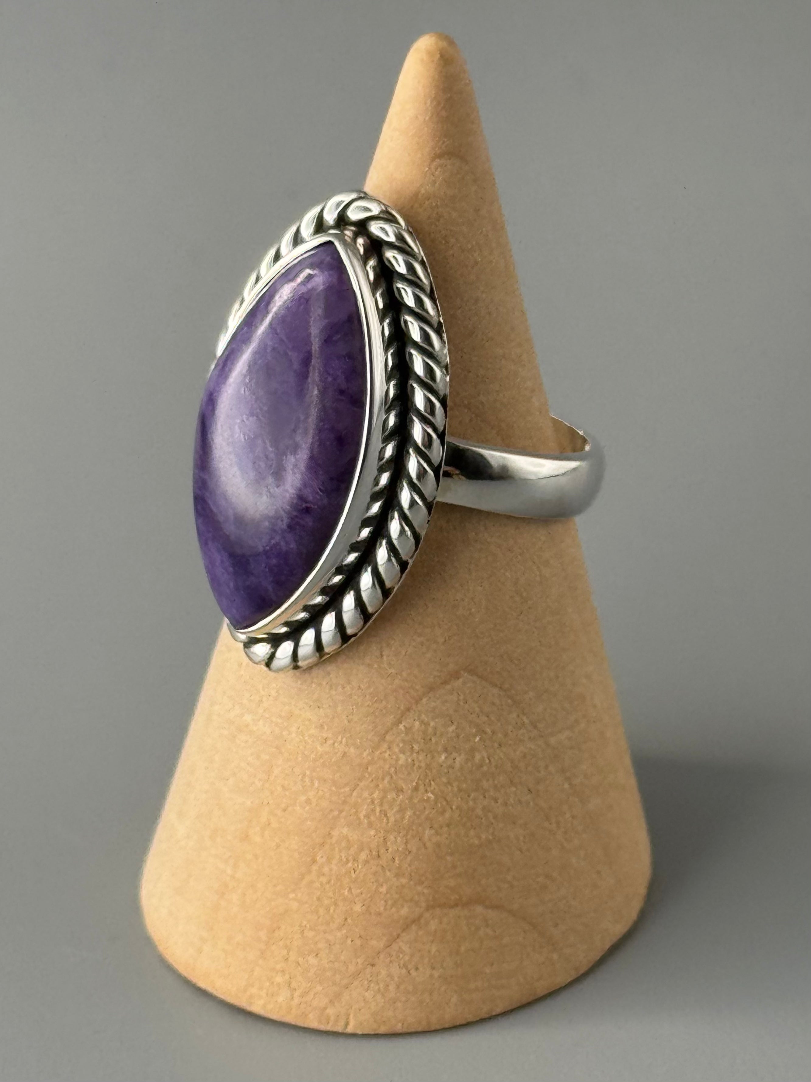 •CHAROITE - EYE• roped bezel silver ring (size 6)