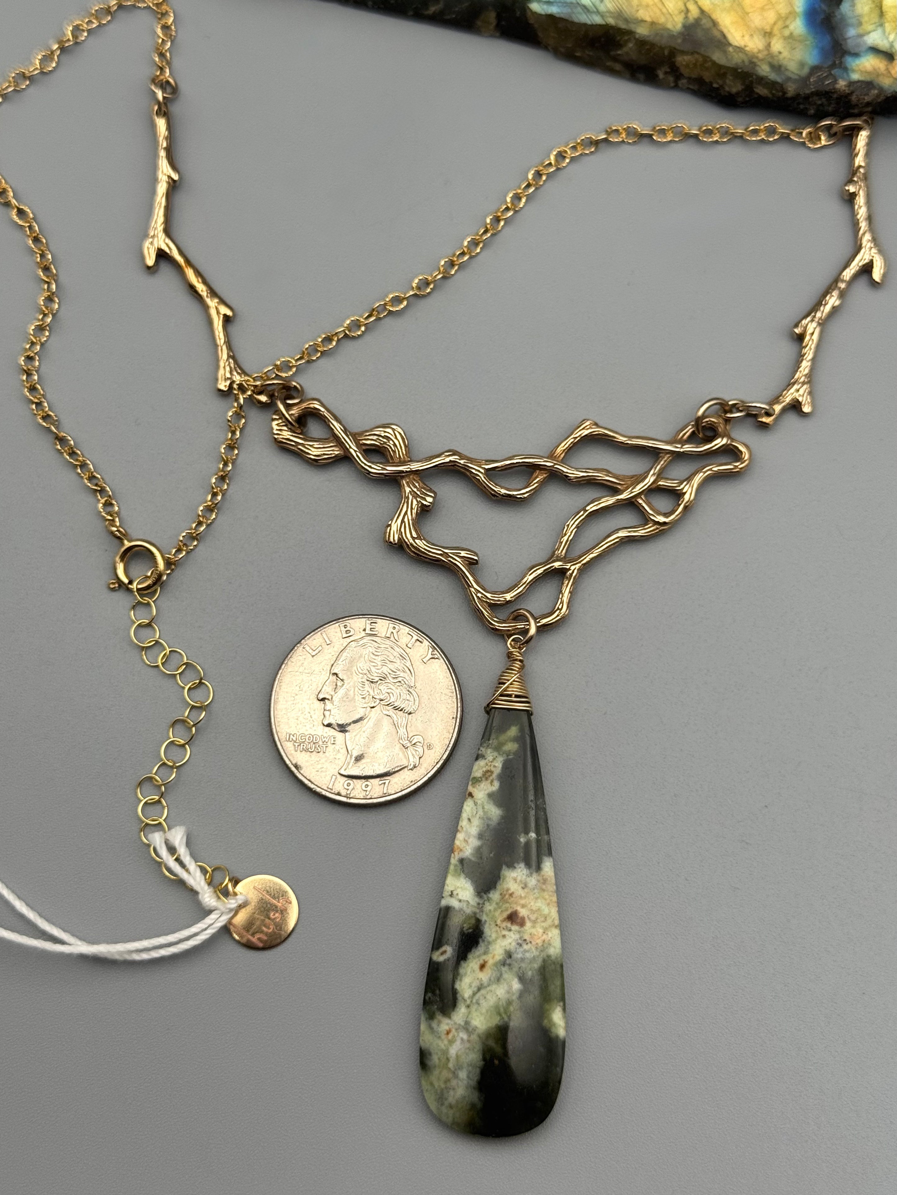 •TSIN• chrome chalcedony + gold necklace (16"-18" long)