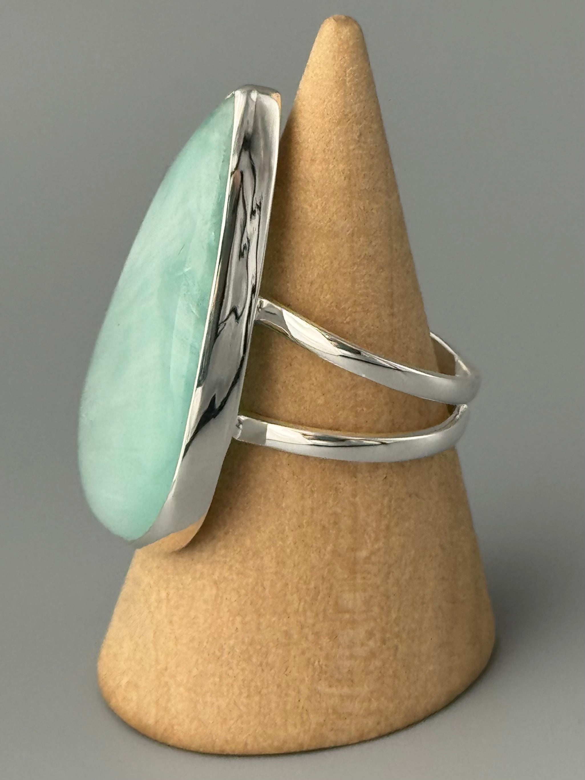 •HEMIMORPHITE - TEAR• split band silver ring (size 9)