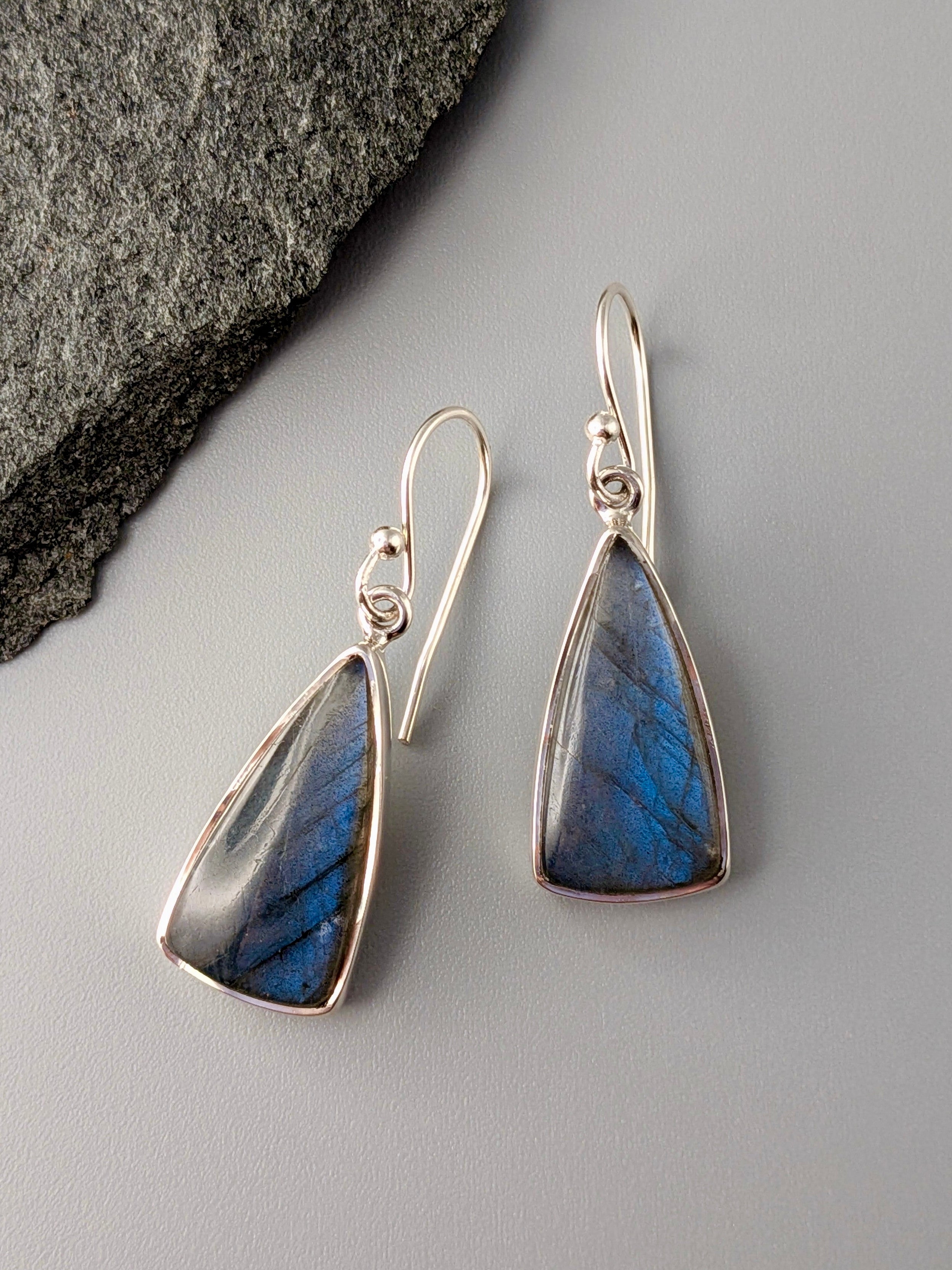 •LABRADORITE SOFT TRIANGLE• silver dangle earrings