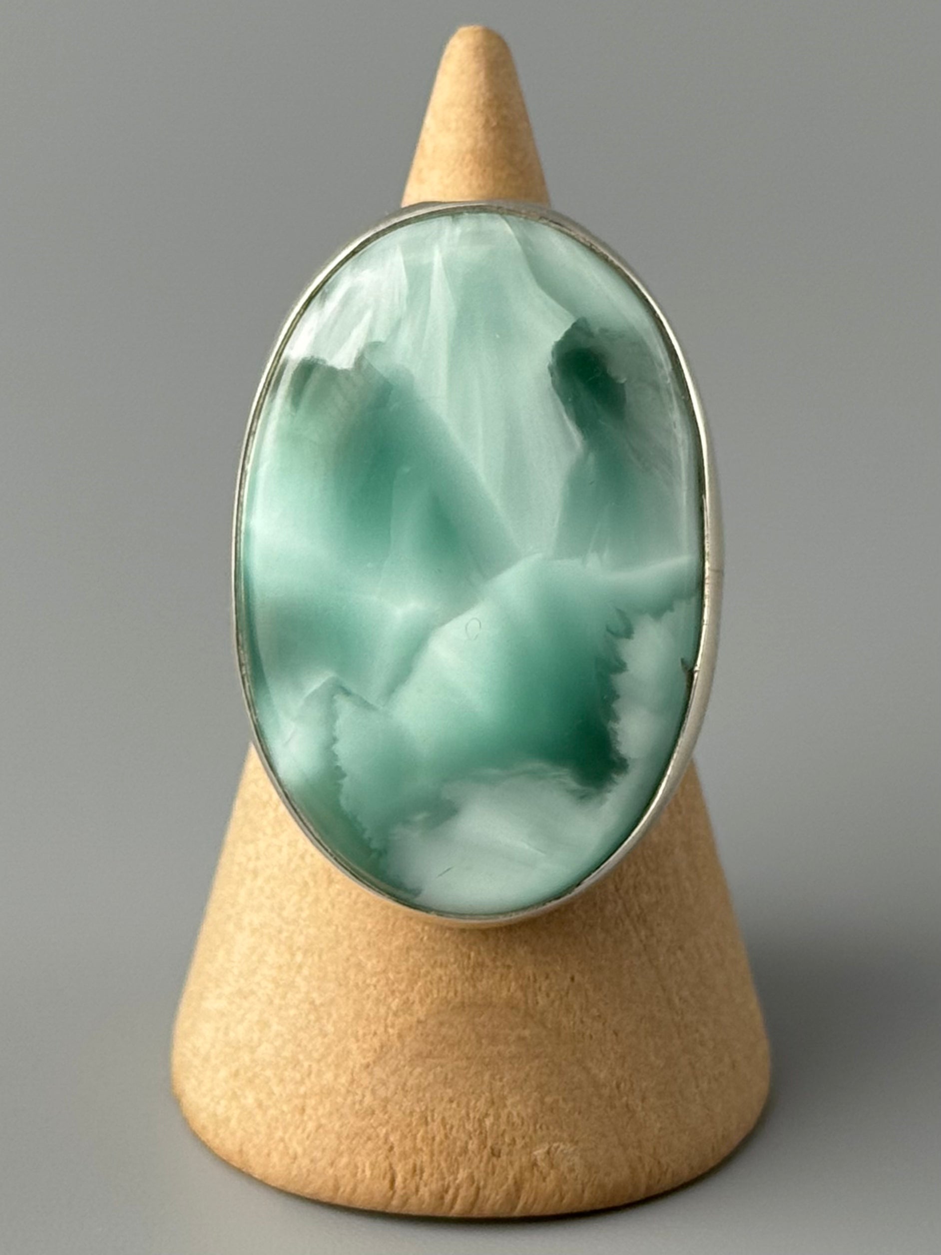 •HEMIMORPHITE - LARGE OVAL• split band silver ring (size 9)