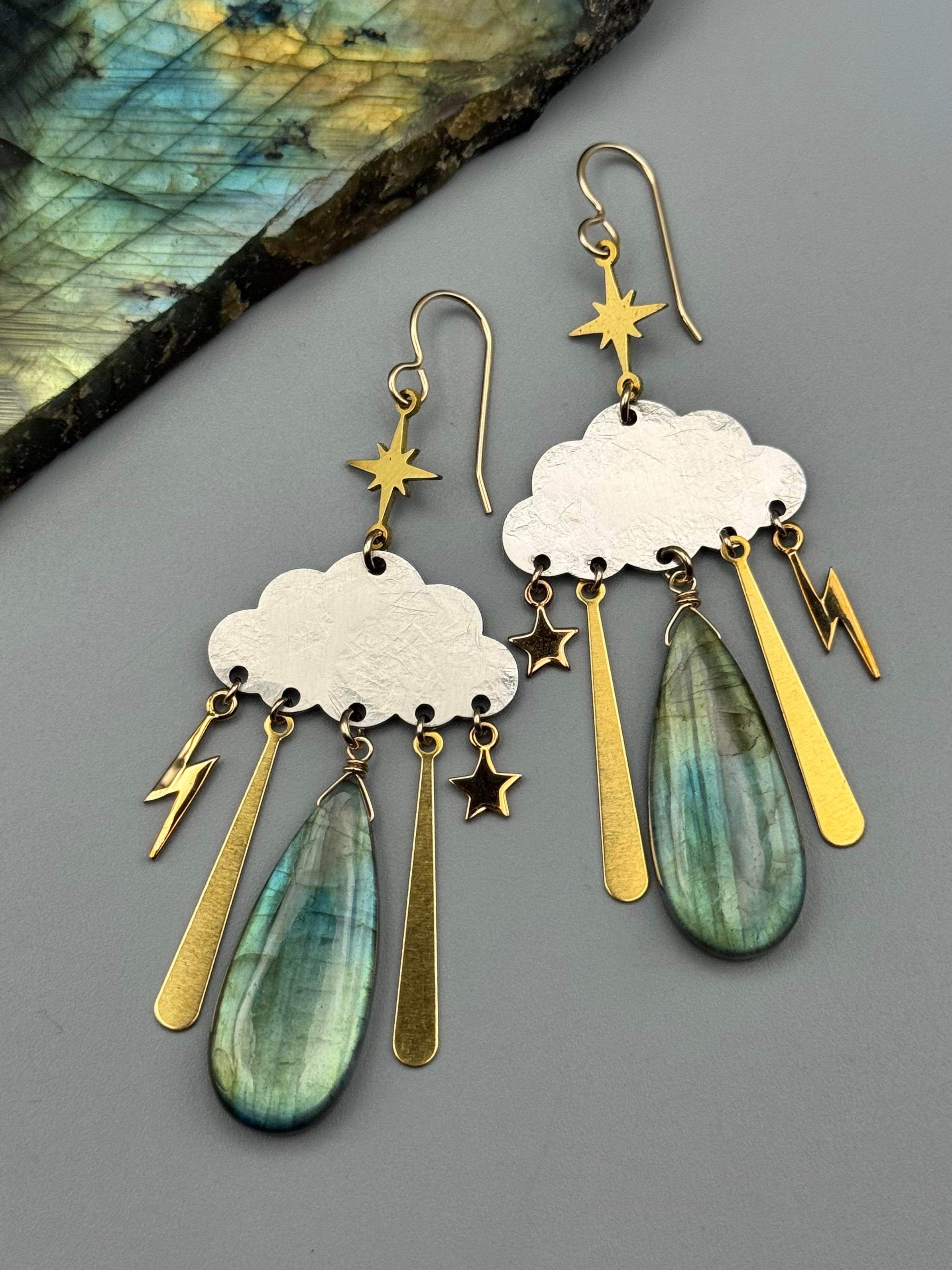 •STORMY• labradorite tear + mixed metal earrings