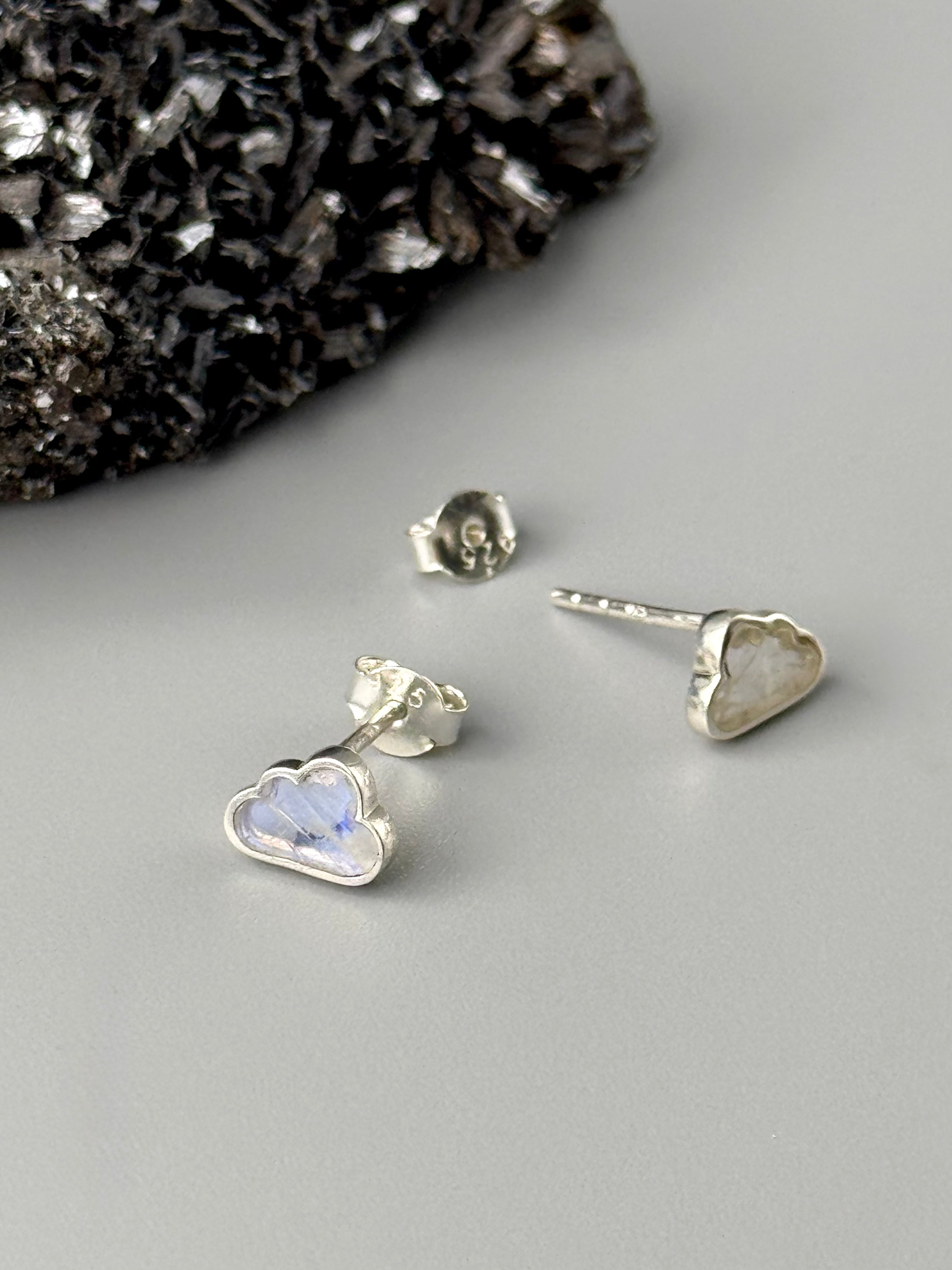 •RAINBOW MOONSTONE - LIL' CLOUDS• silver stud earrings