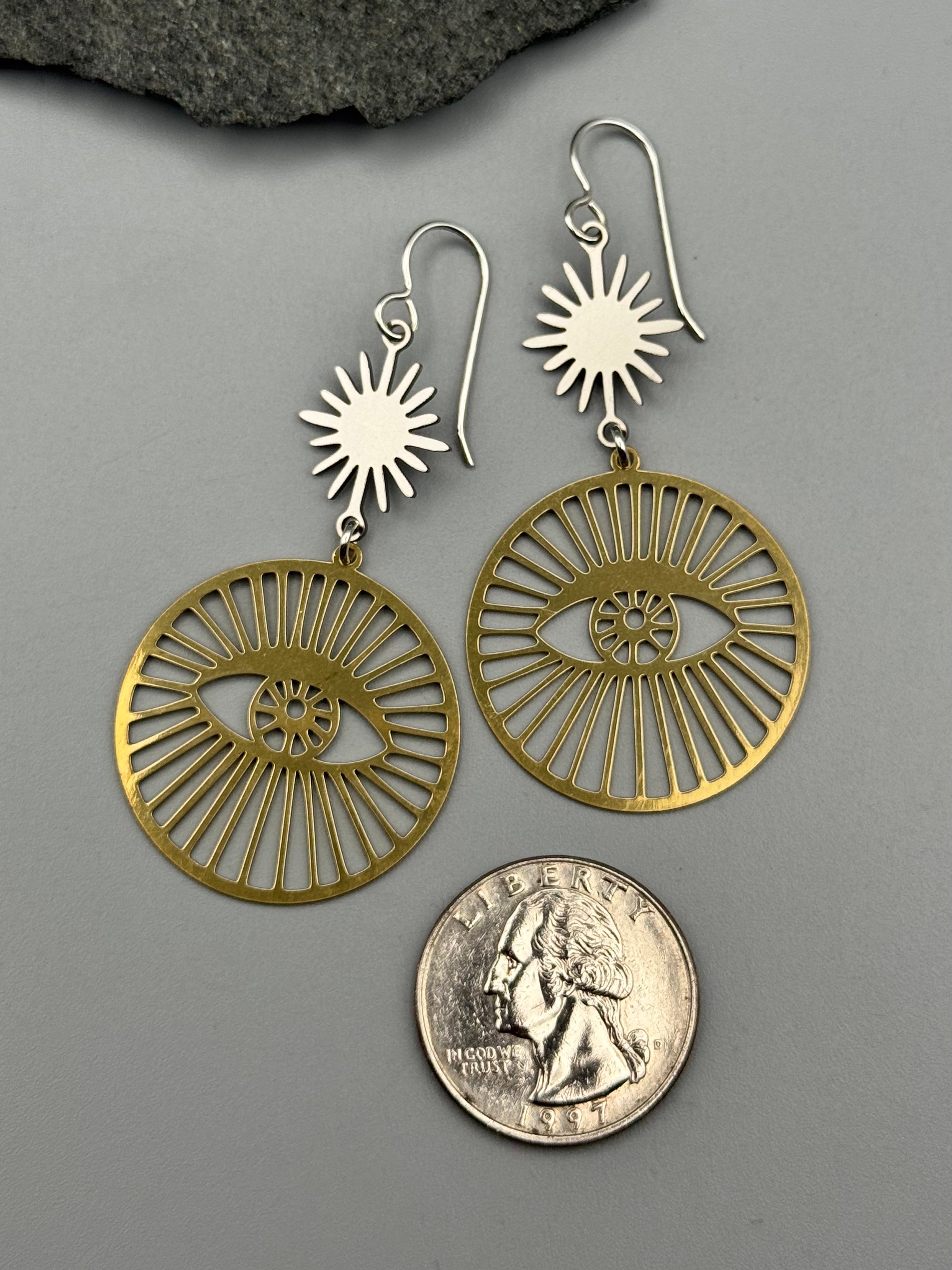•SOL GAZE• mixed metal dangle earrings
