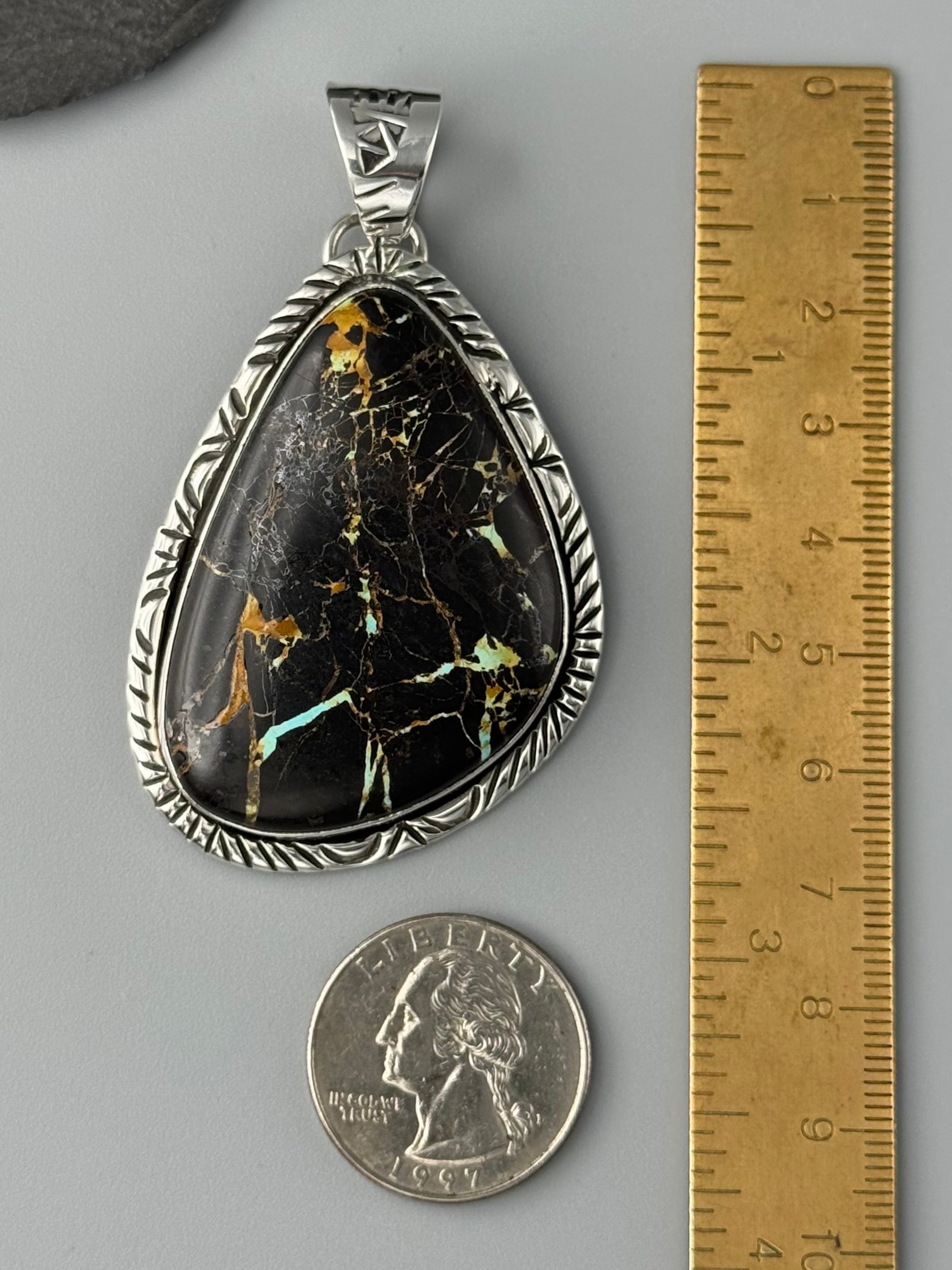 •BLACKJACK TURQUOISE - MOUNTAIN FEATHERS• Navajo sterling silver pendant