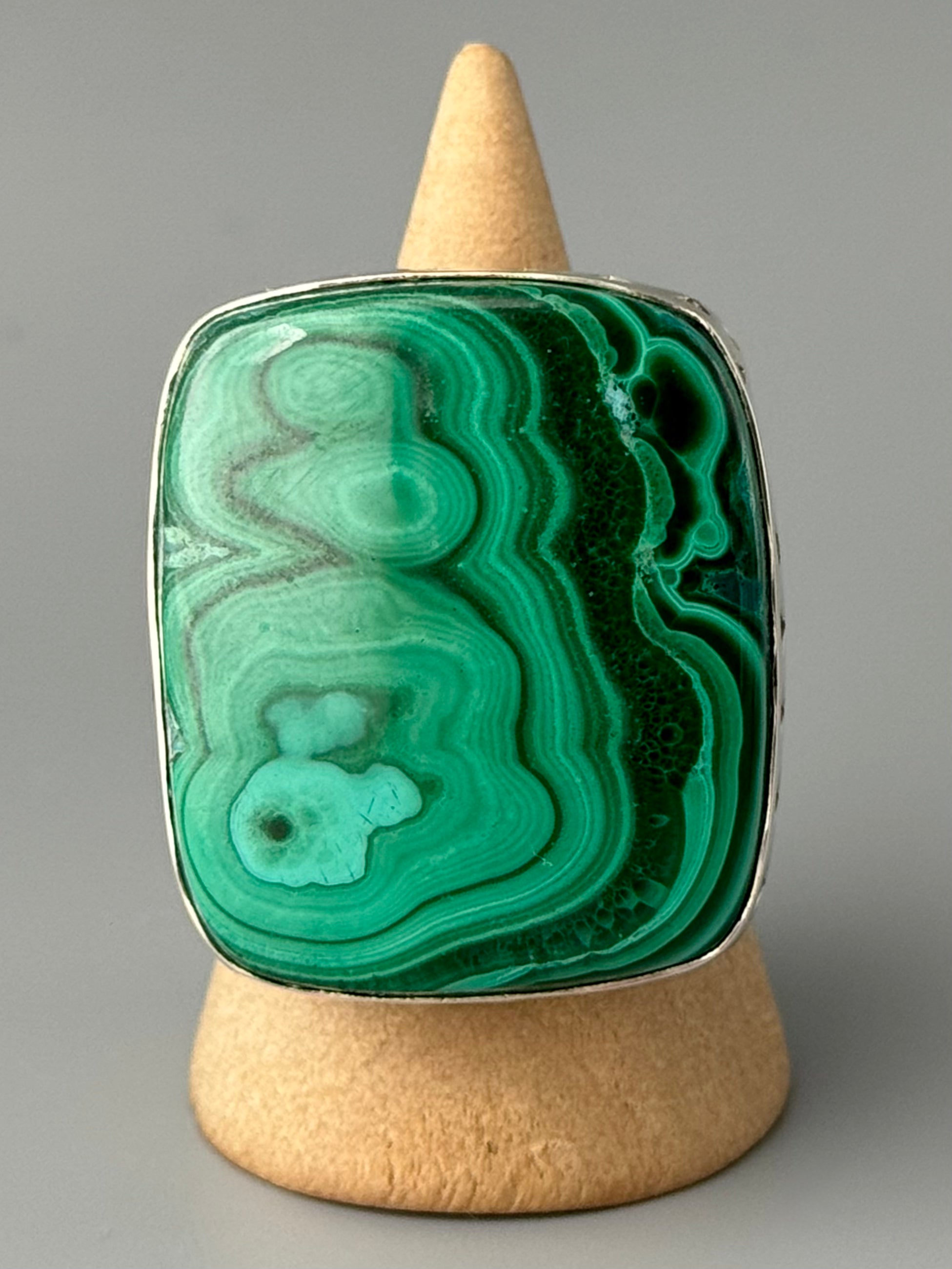 •MALACHITE - SQUARE• zig zag bezel silver ring (size 9.75)