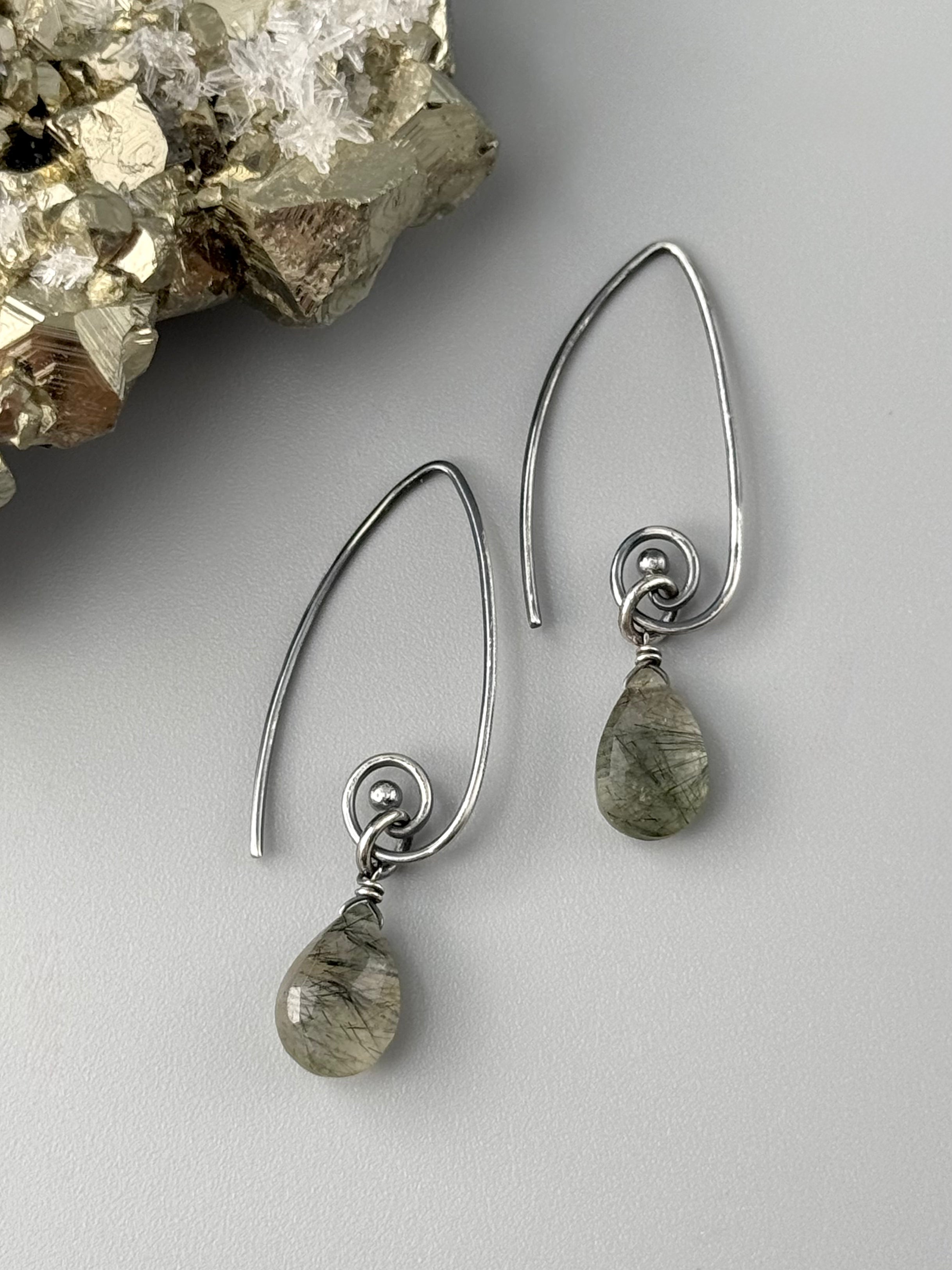 •UNDERCURRENT• green tourmalinated quartz + silver earrings