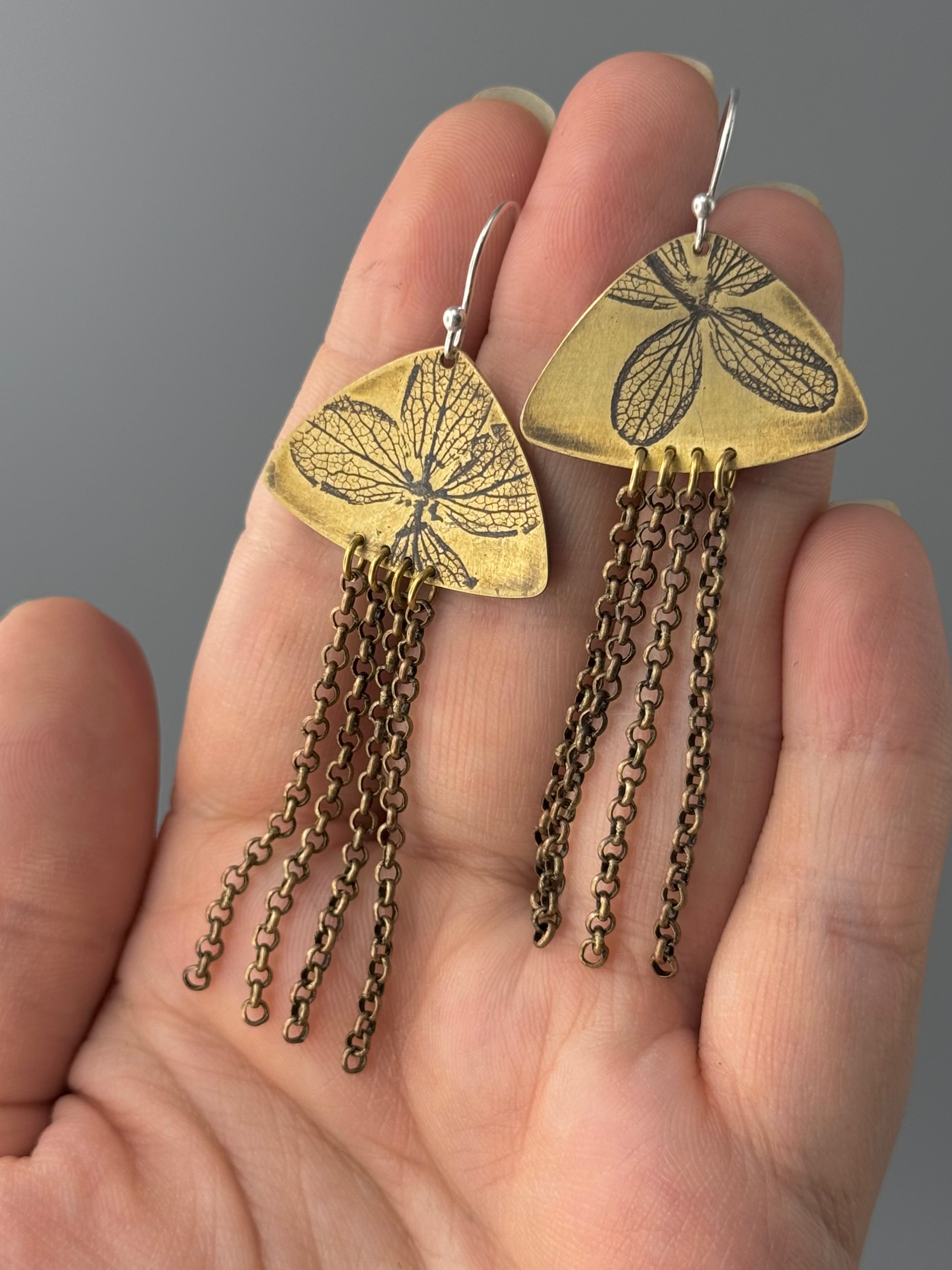 •HYDRANGEA DUSTER• mixed metal dangle earrings