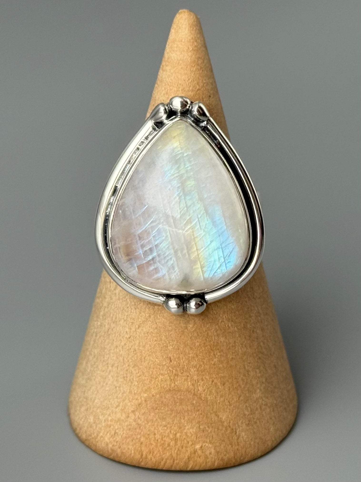 •RAINBOW MOONSTONE - LOOKING GLASS• double bezel silver ring (size 7.25)
