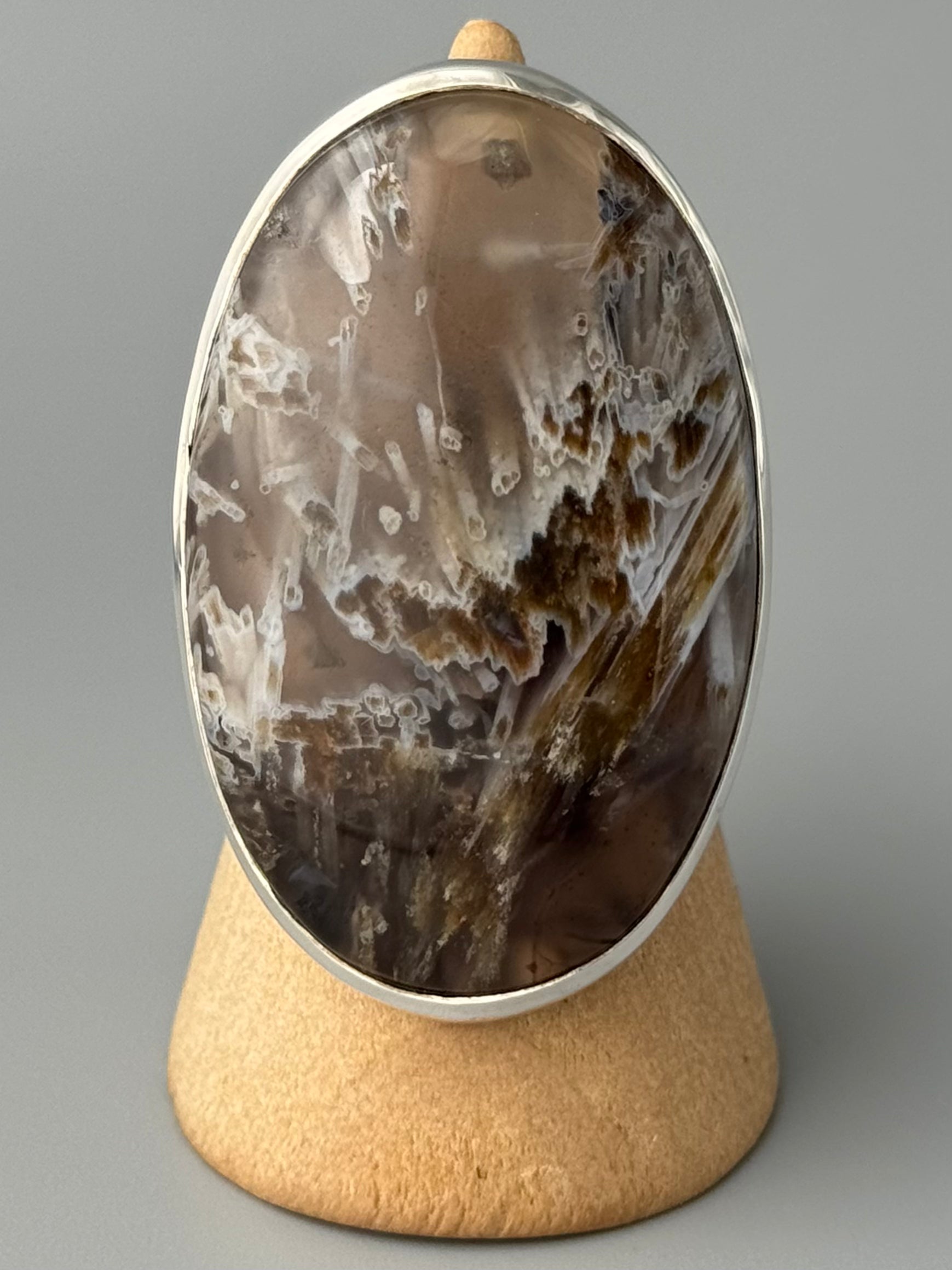 •STICK AGATE - OVAL• simple bezel silver ring (size 7)