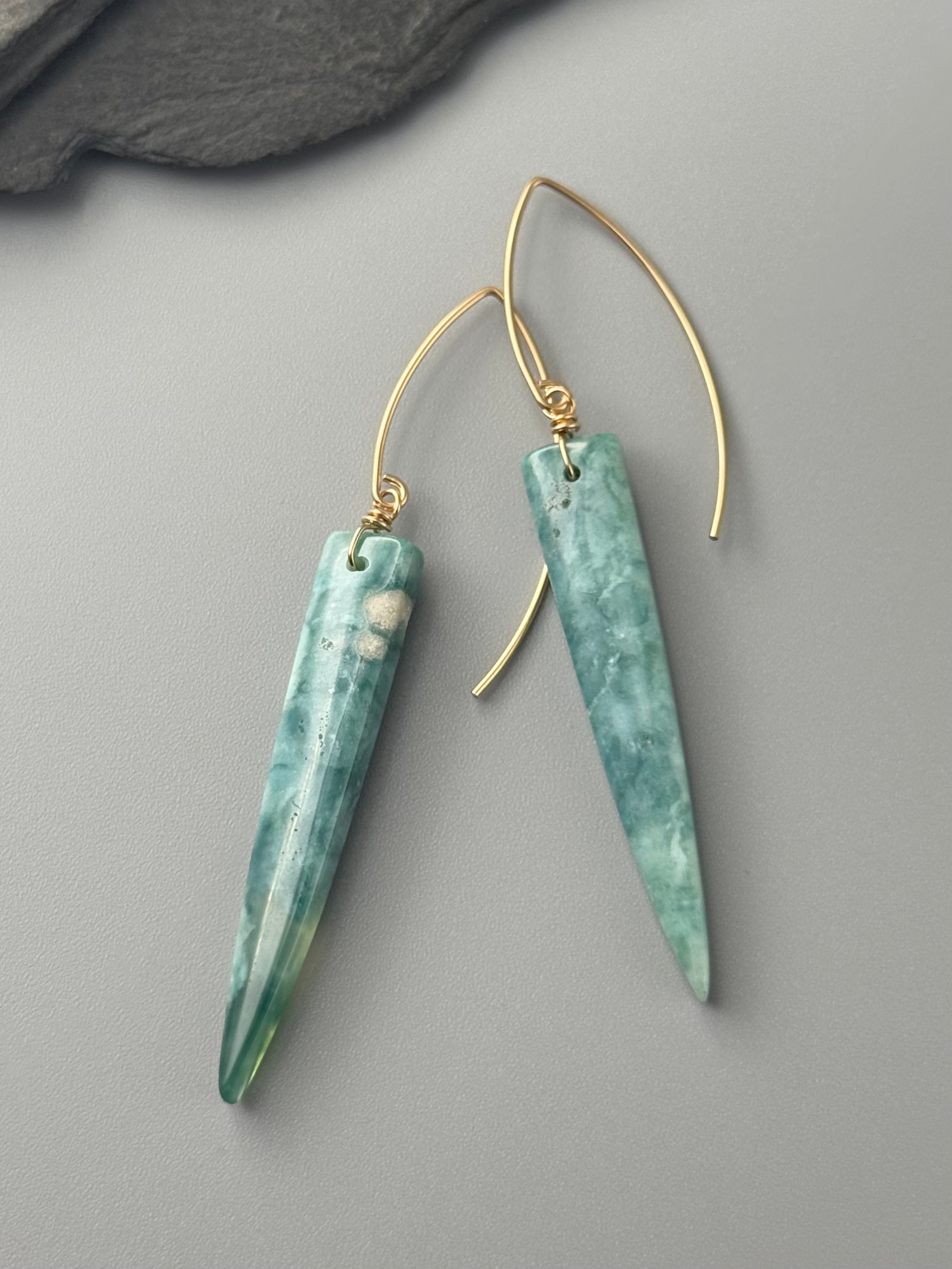 •STRAY• green mountain jade + gold earrings