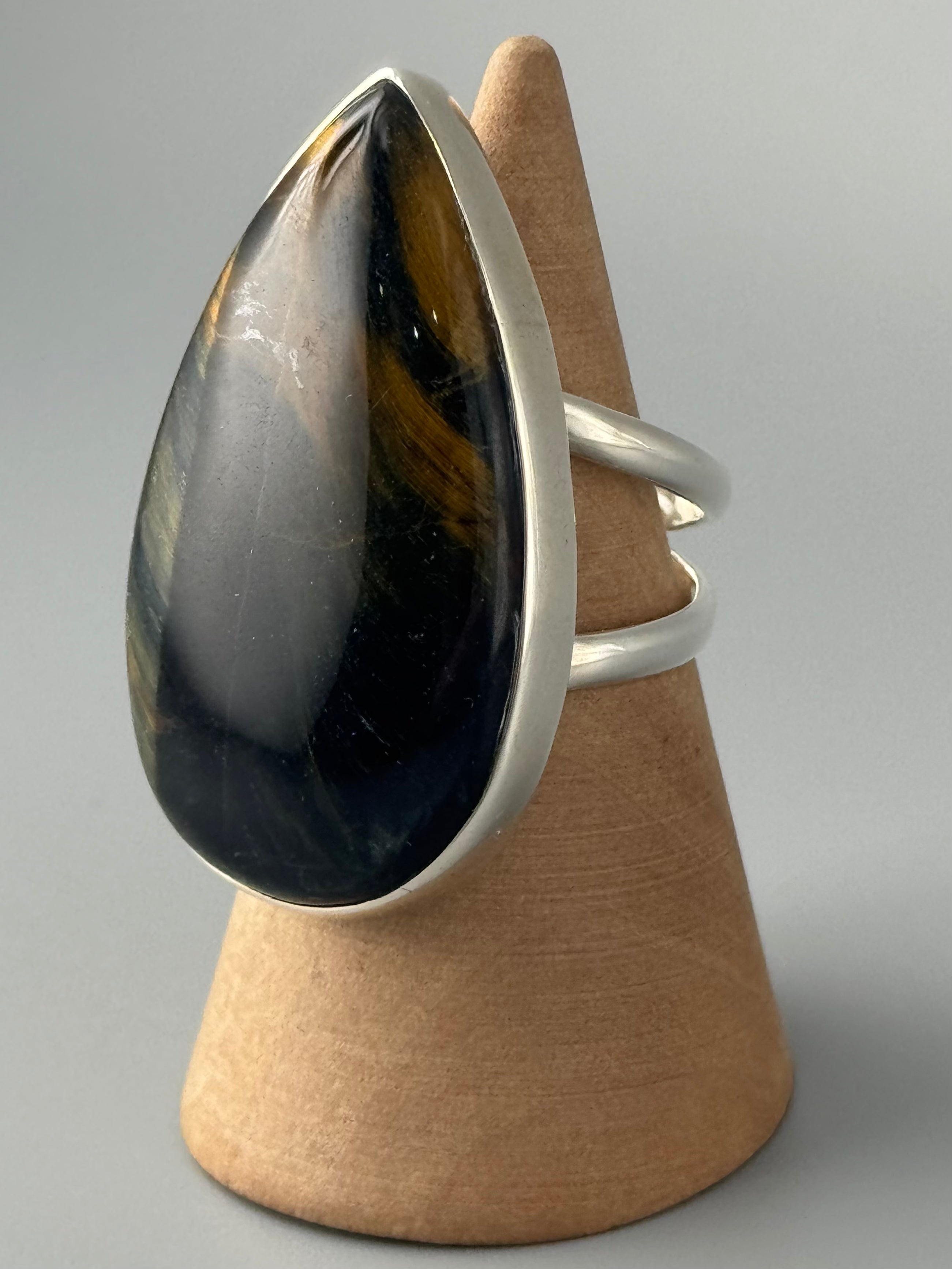 •HAWK EYE - TEAR• split band silver ring (size 7)