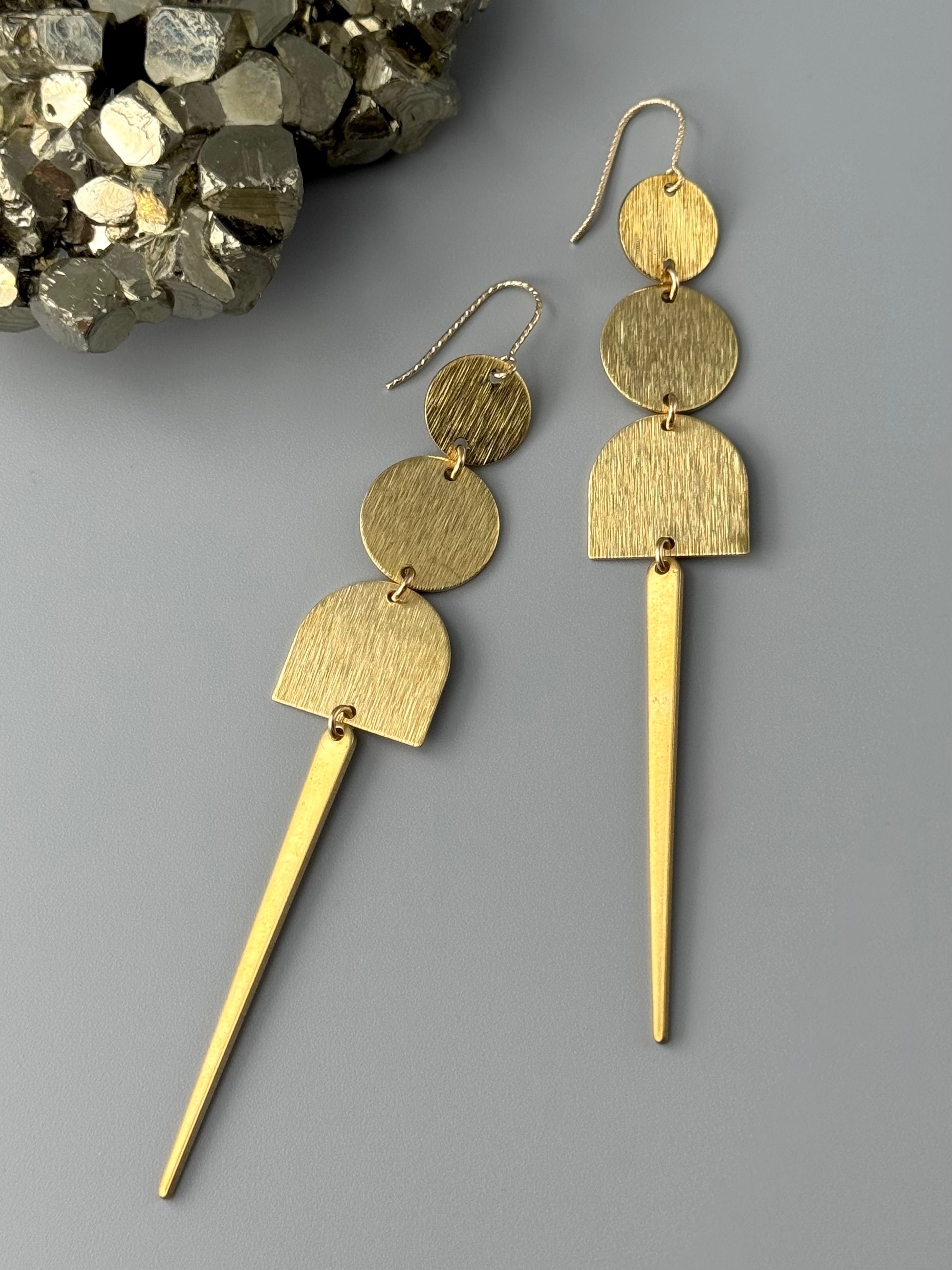 •ARCHES• gold dangle earrings
