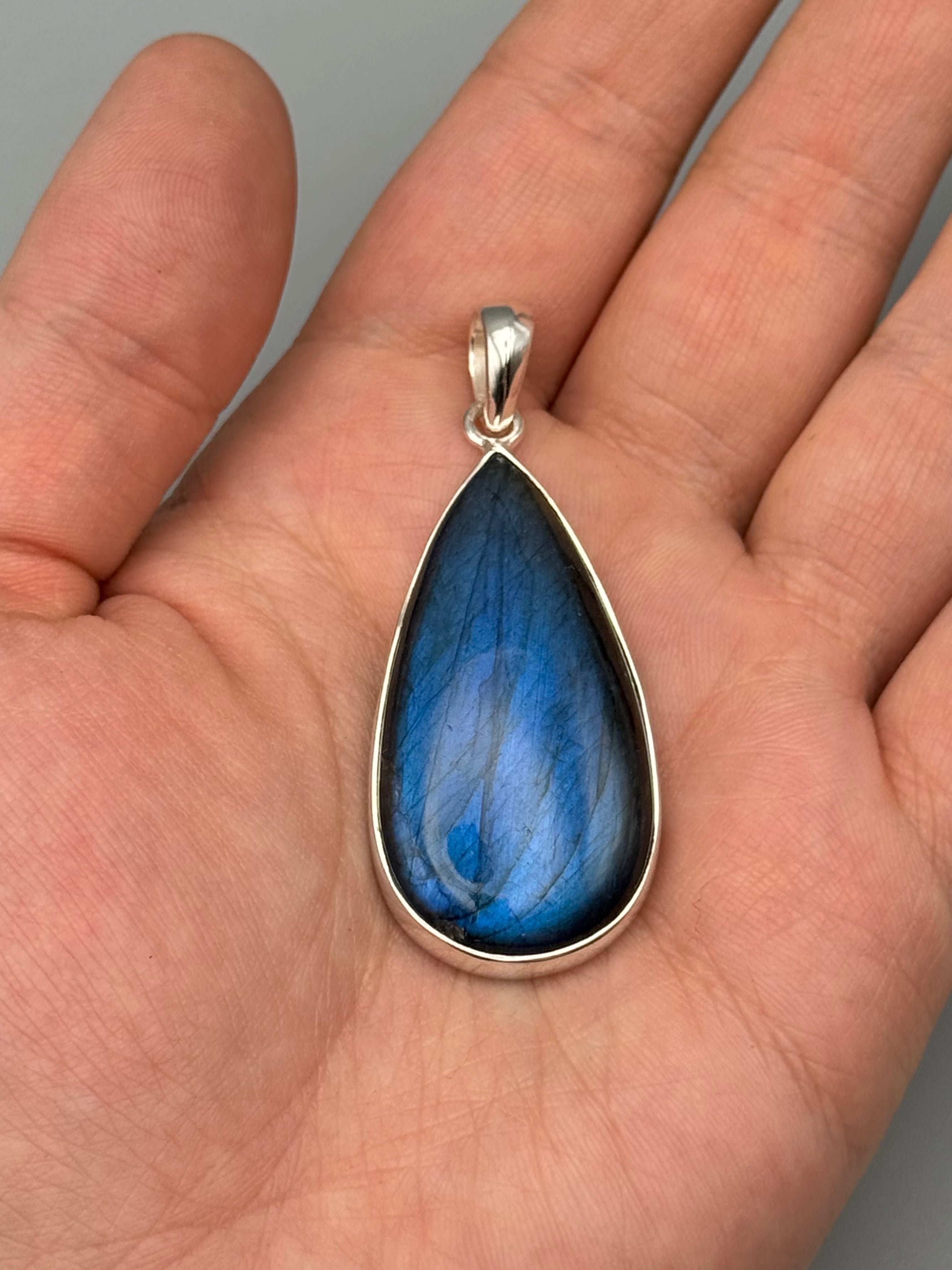 •LABRADORITE - SLENDER TEAR• sterling silver pendant