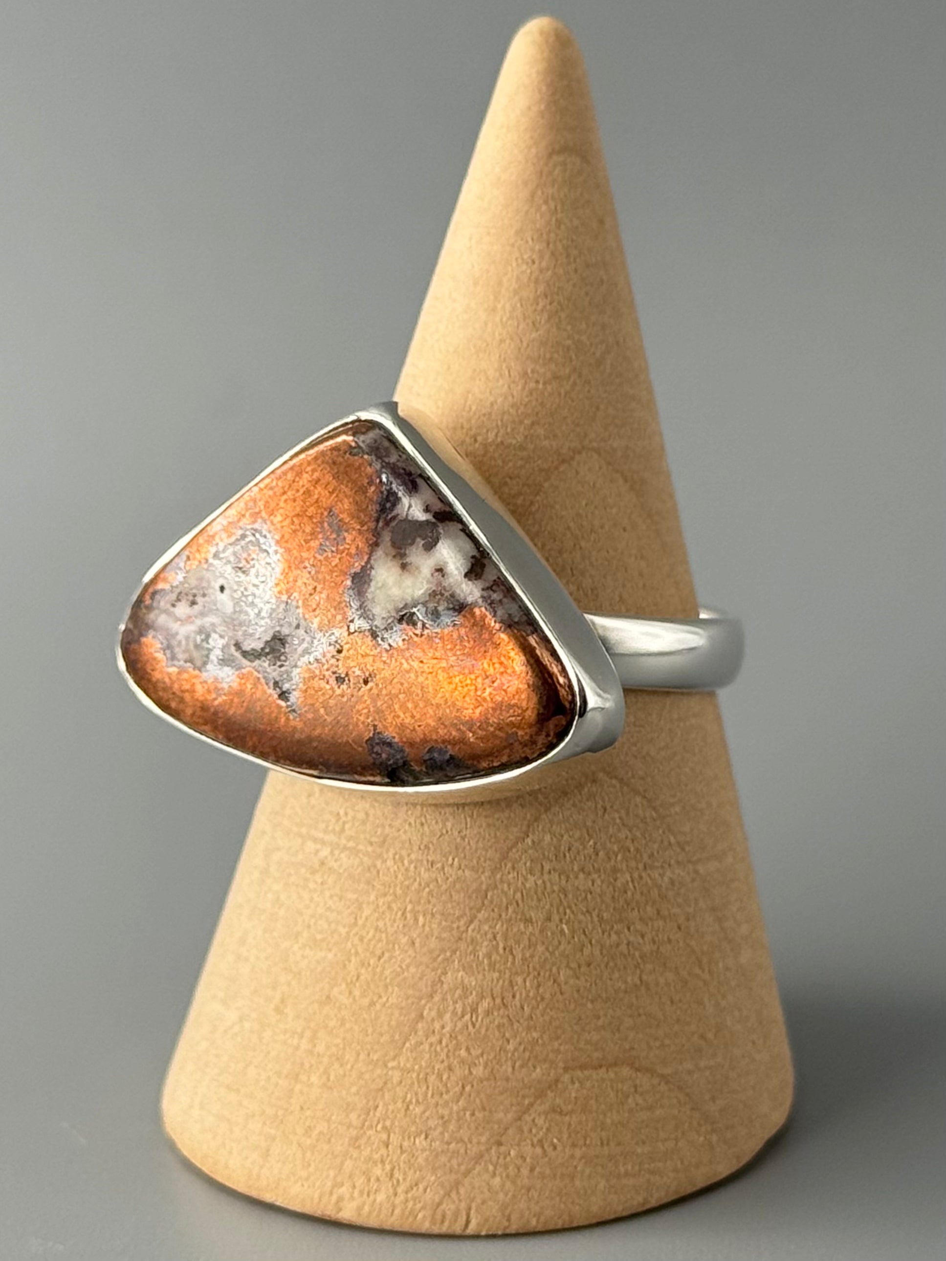 •COPPER IN MATRIX - WIDE TEAR• simple bezel silver ring (size 9)