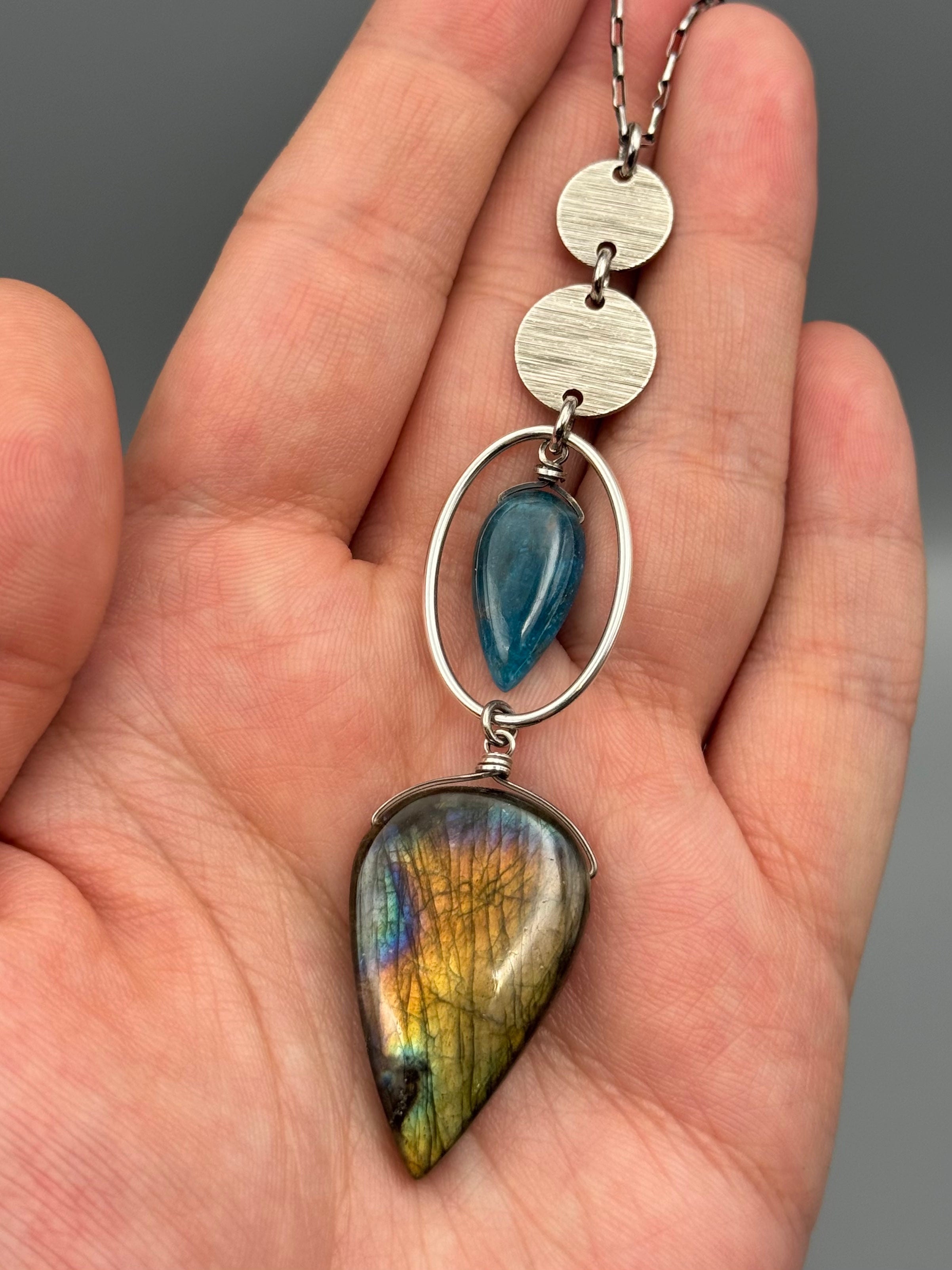 •NYX• labradorite + apatite silver necklace (17"-19" long)