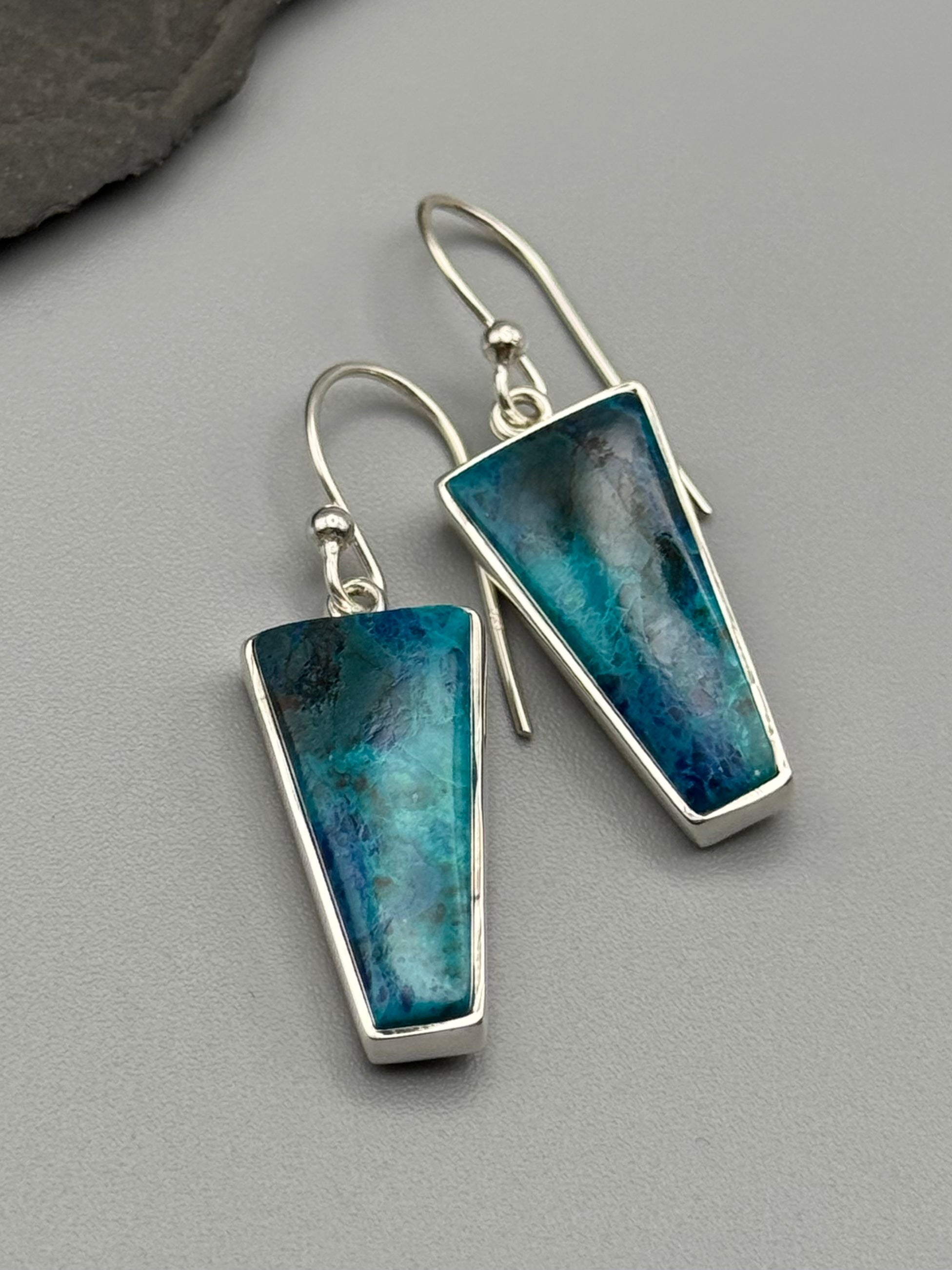 •SHATTUCKITE - PORTAL• silver dangle earrings