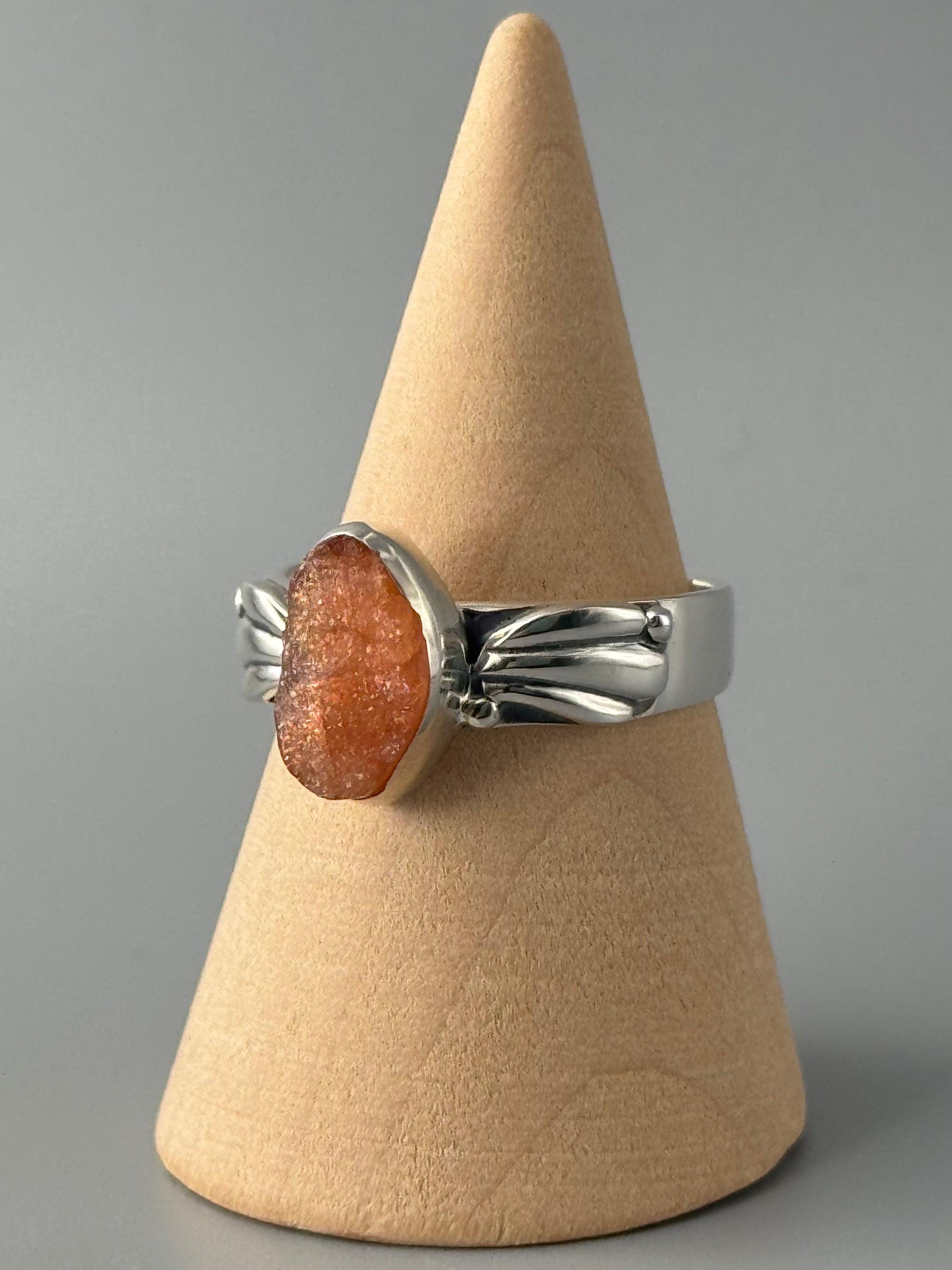 •SUNSTONE - ANTHER• decorative band silver ring (various sizes)