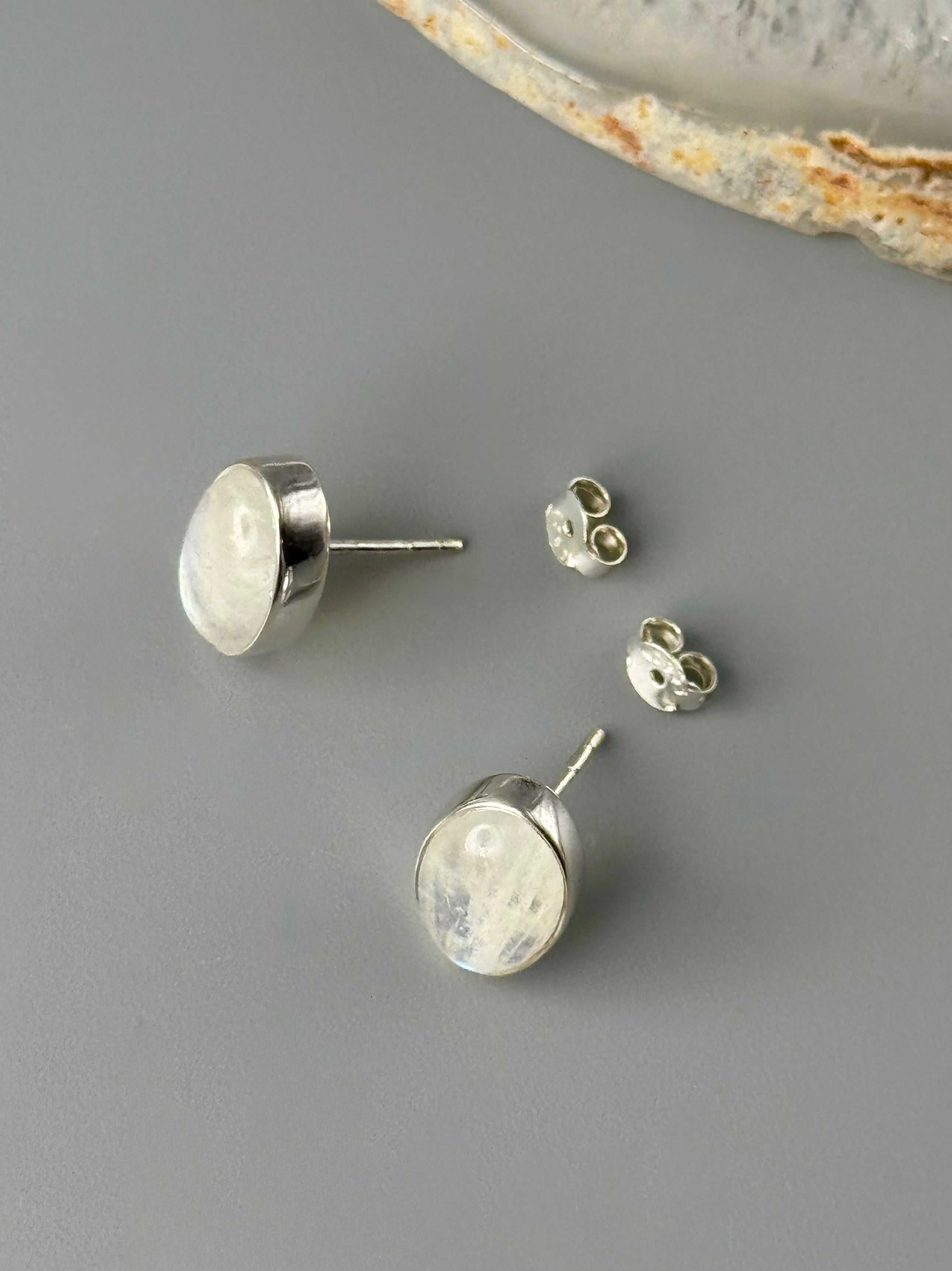 •RAINBOW MOONSTONE - OVAL• silver bezel set stud earrings