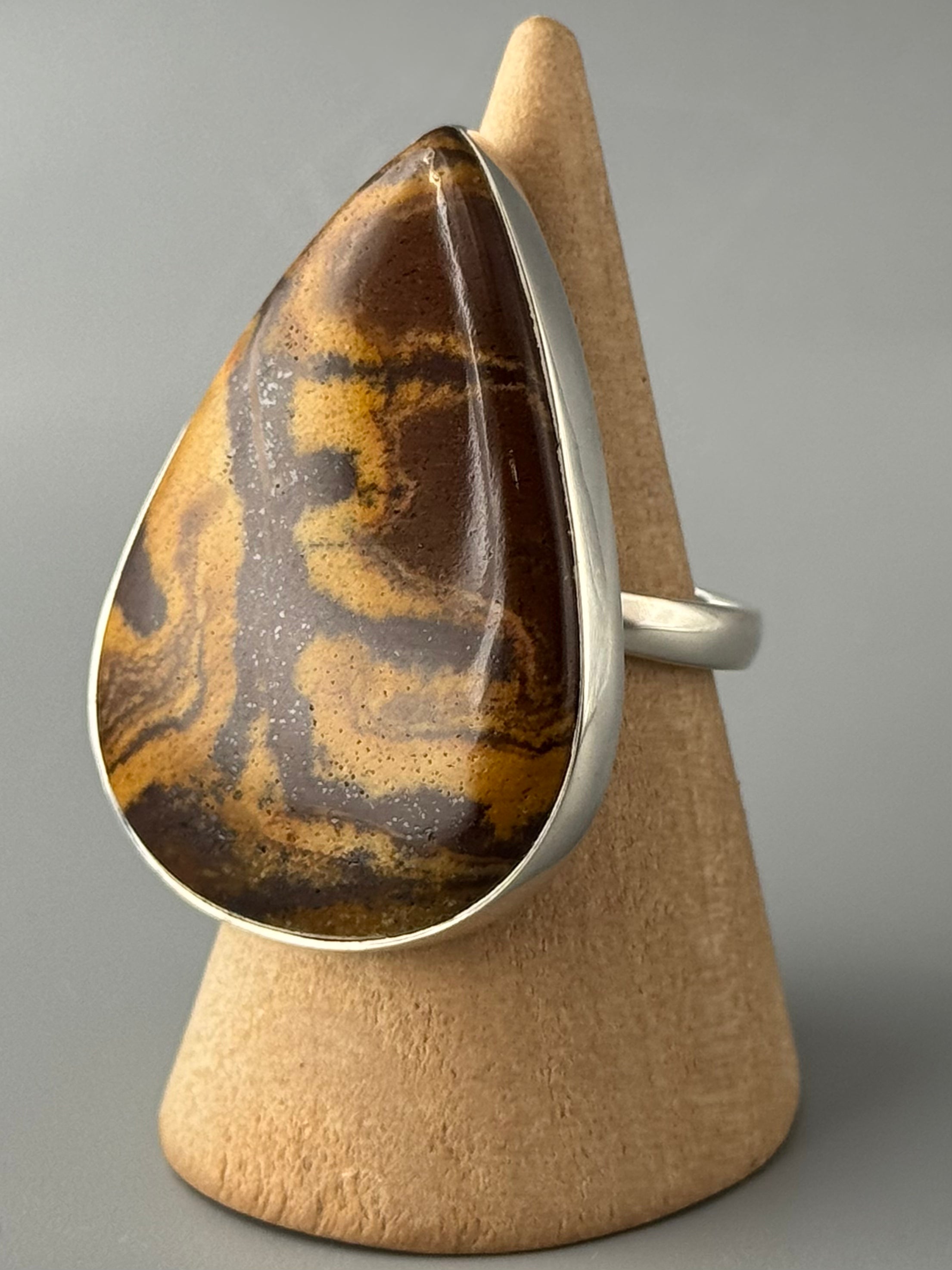 •AUSTRALIAN PICTURE JASPER - LARGE TEAR• sterling silver ring (size 8.75)
