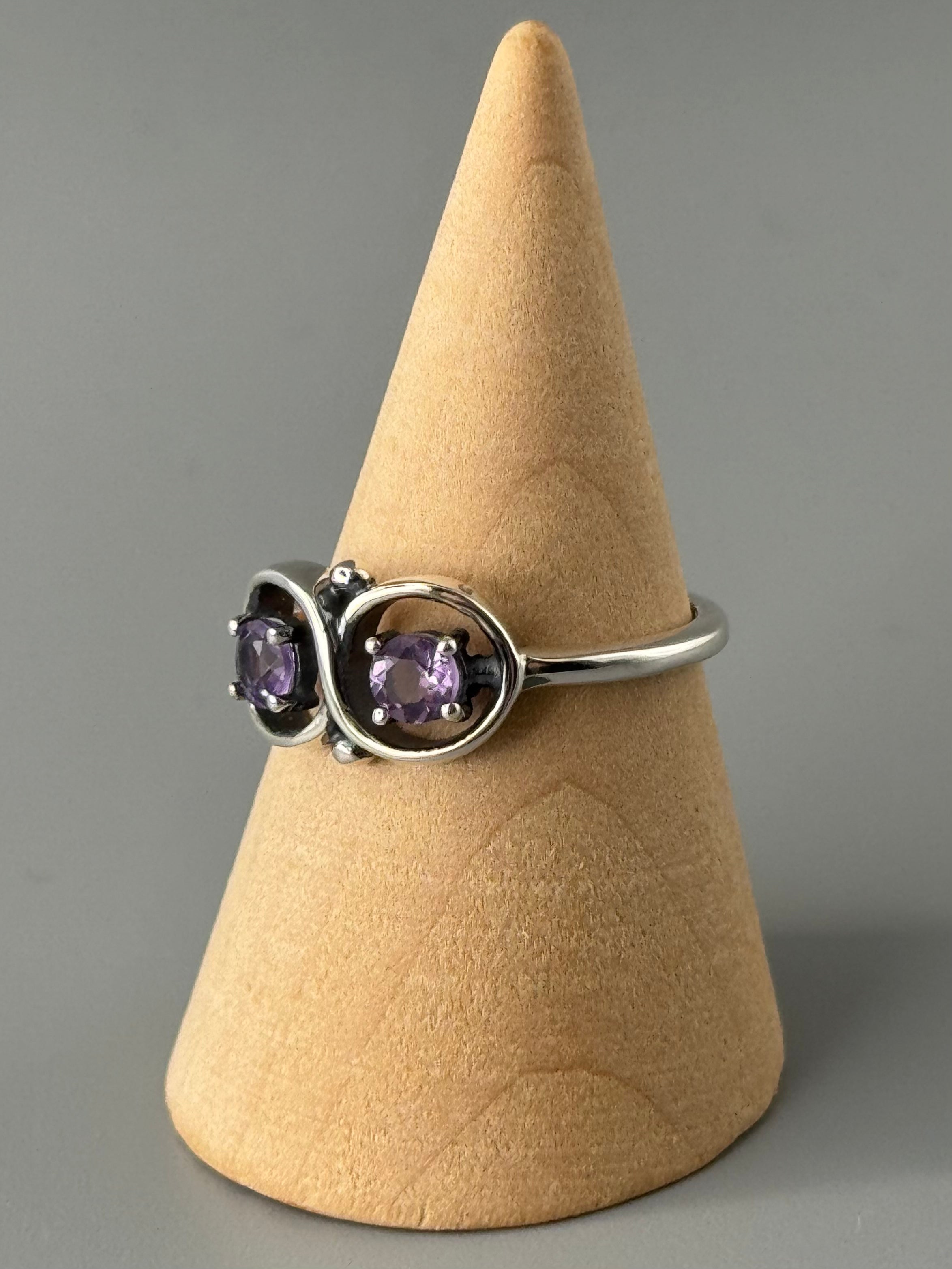 •AMETHYST - INFINITY• prong set silver ring (various sizes)