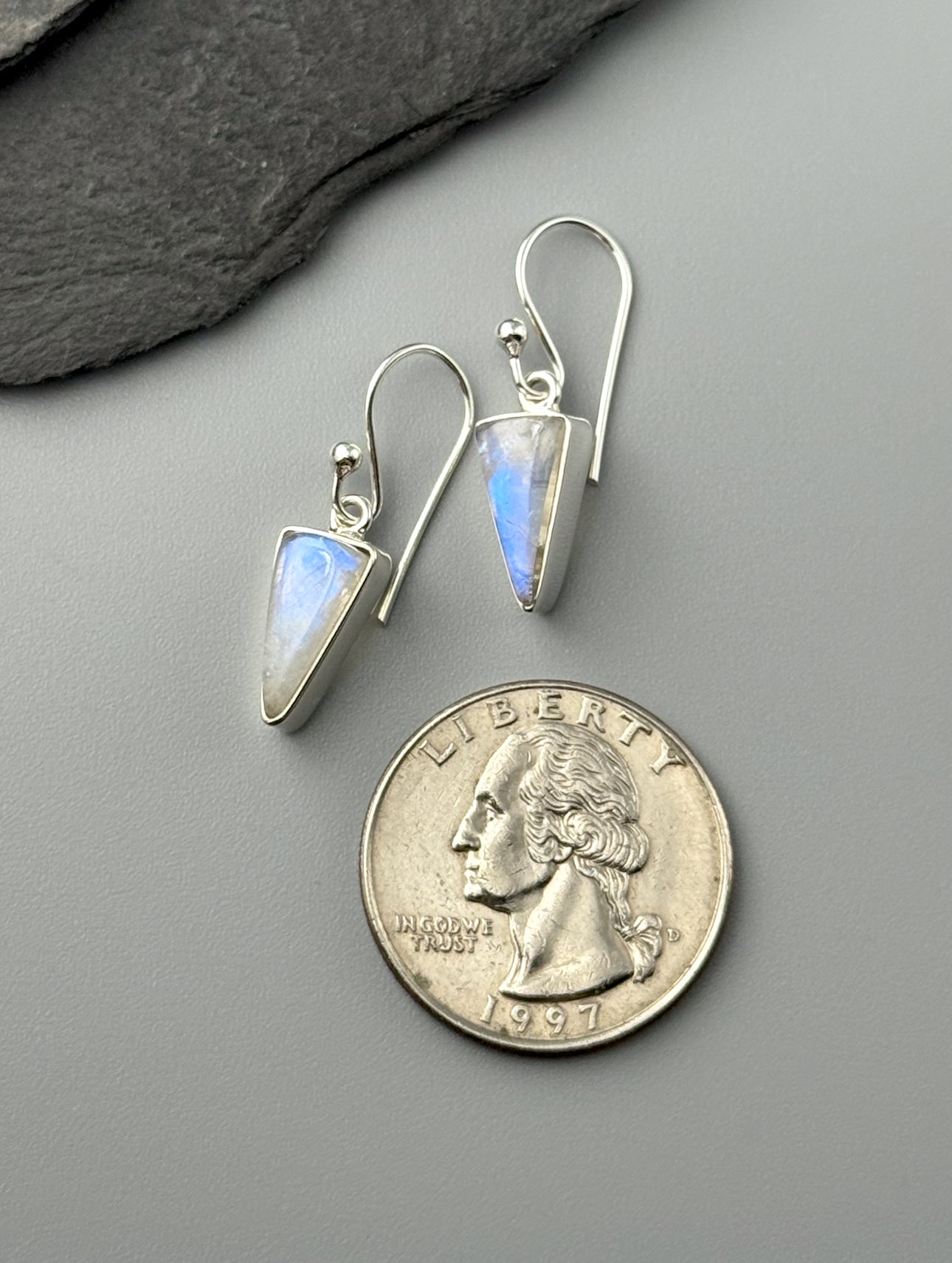 •RAINBOW MOONSTONE FANG• silver dangle earrings