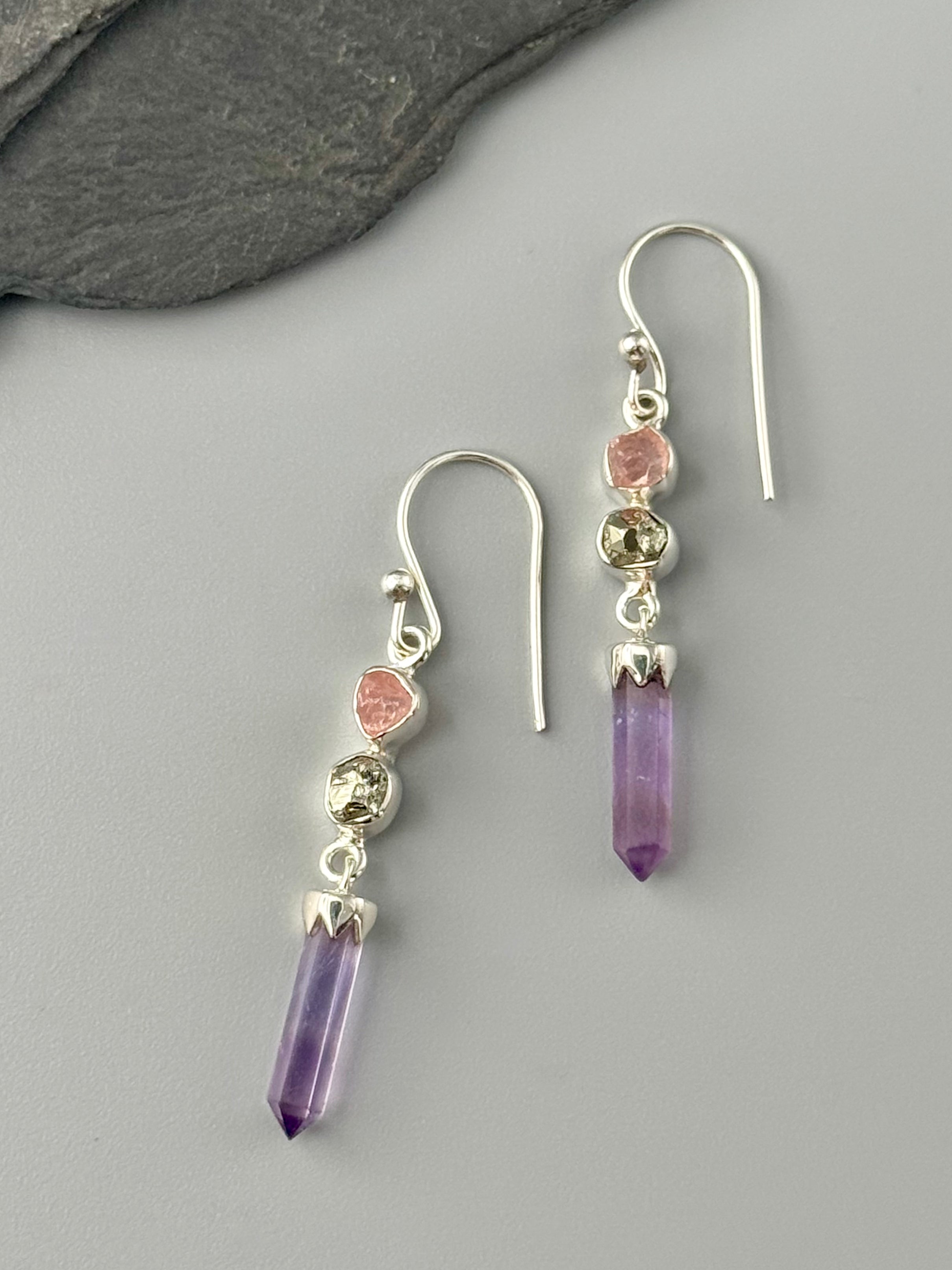 •AMETHYST POINT + MULTI-STONE• silver dangle earrings