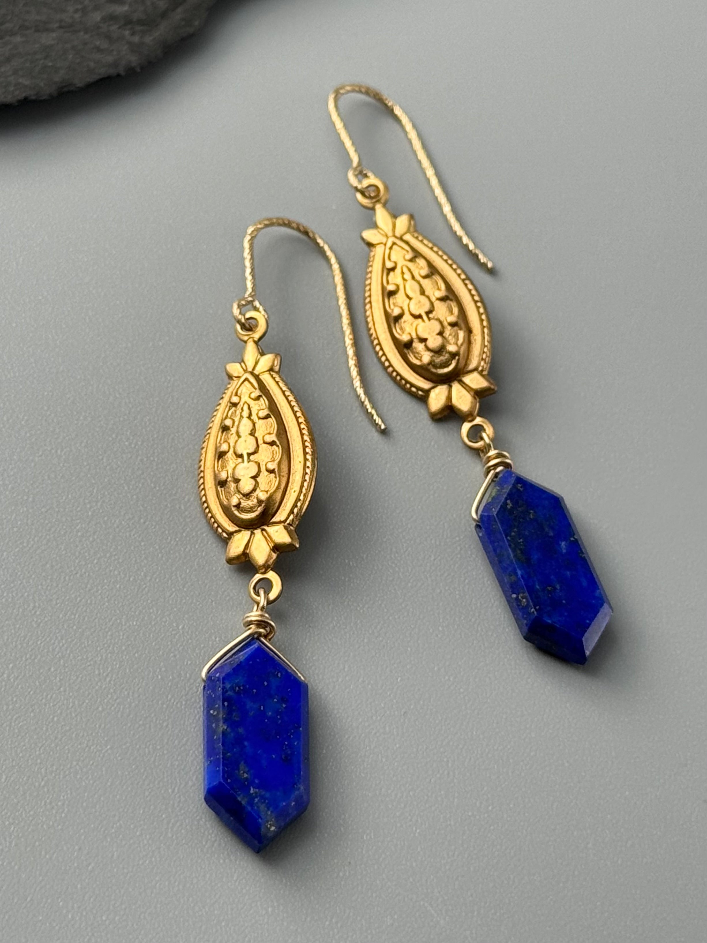 •CONTESSA• lapis lazuli + gold earrings