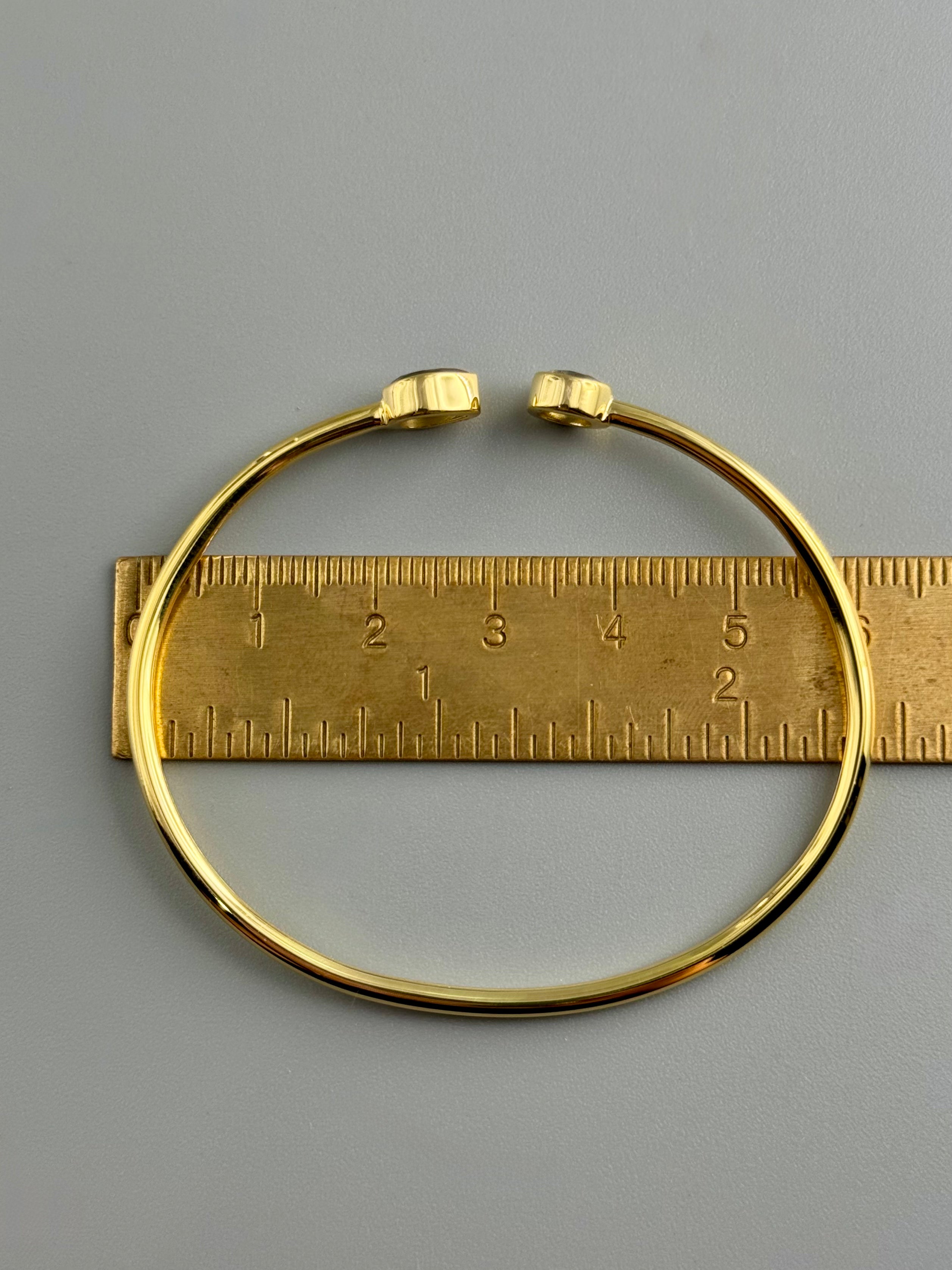 •TEAR + CIRCLE• labradorite + gold twist-on cuff bracelet