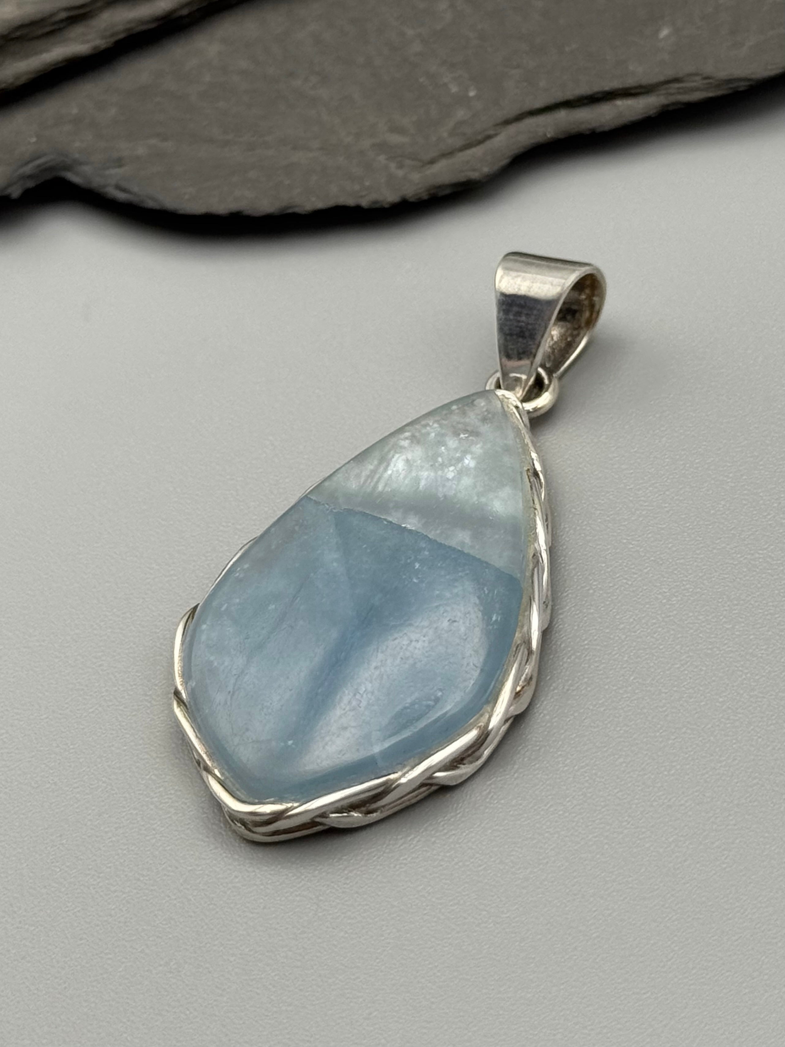 •AQUAMARINE - SOFT KITE• braided bezel silver pendant