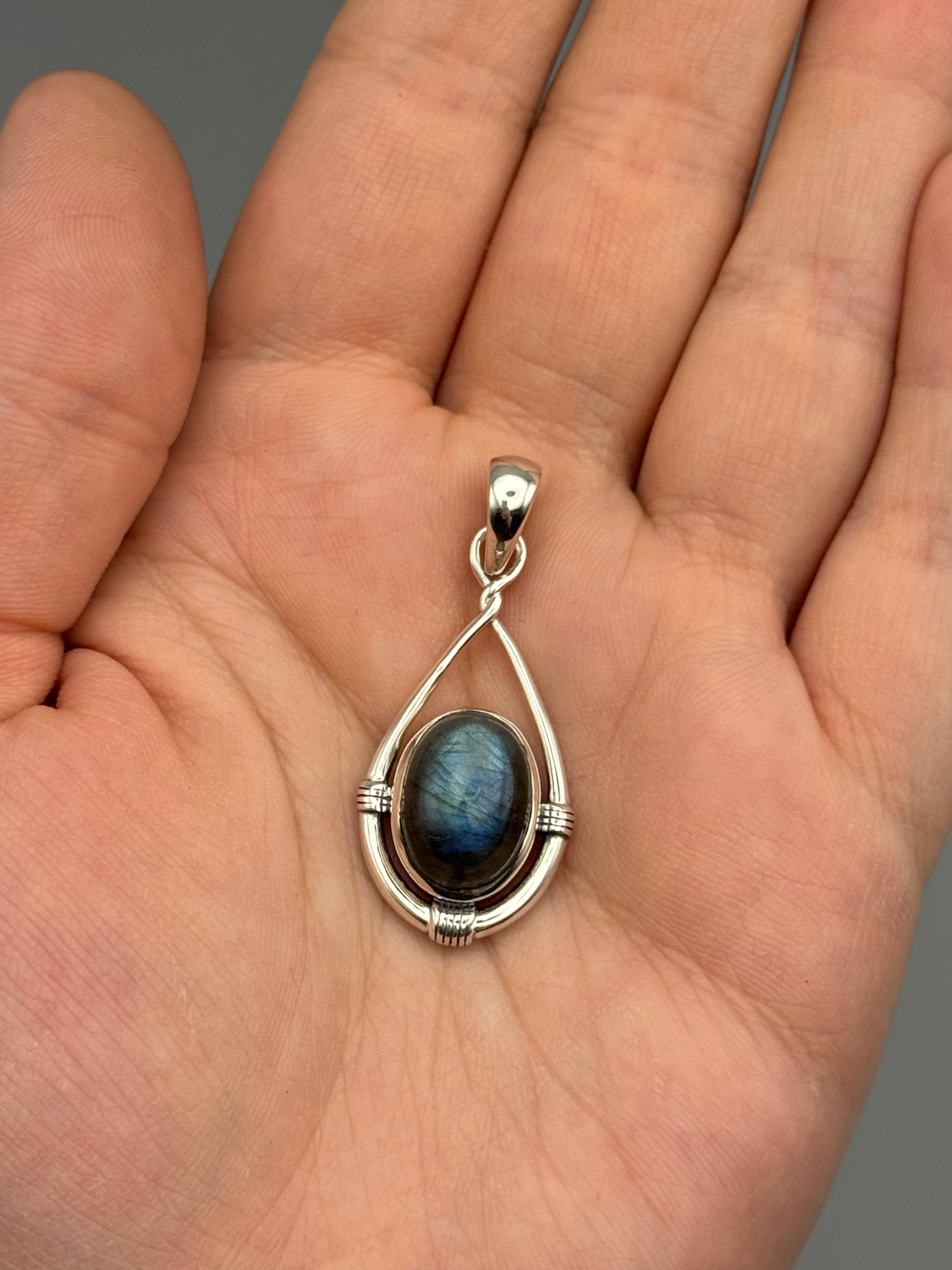 •LABRADORITE - HITCHED• sterling silver pendant