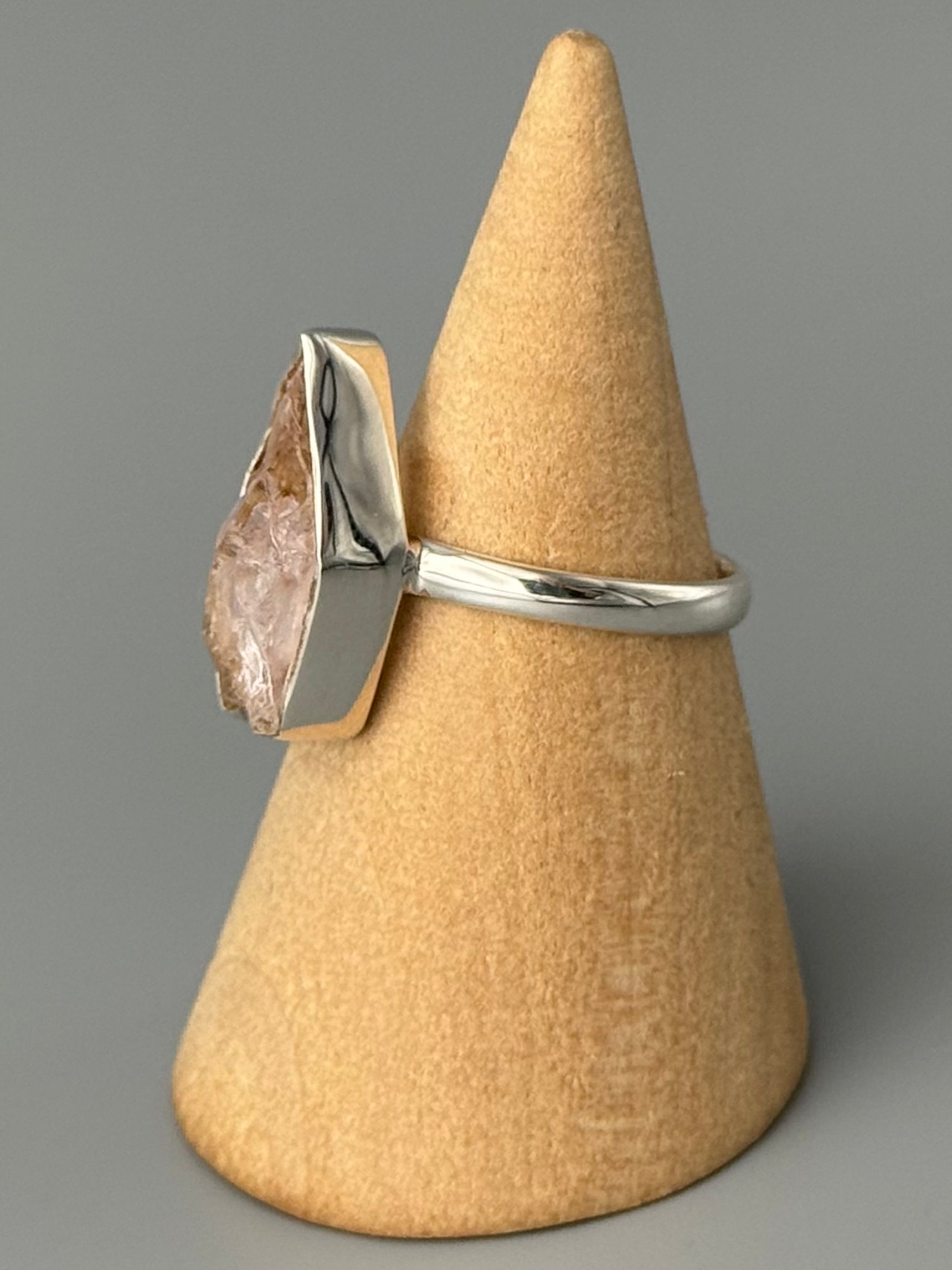 •MORGANITE - NUGGET• silver ring (various sizes)
