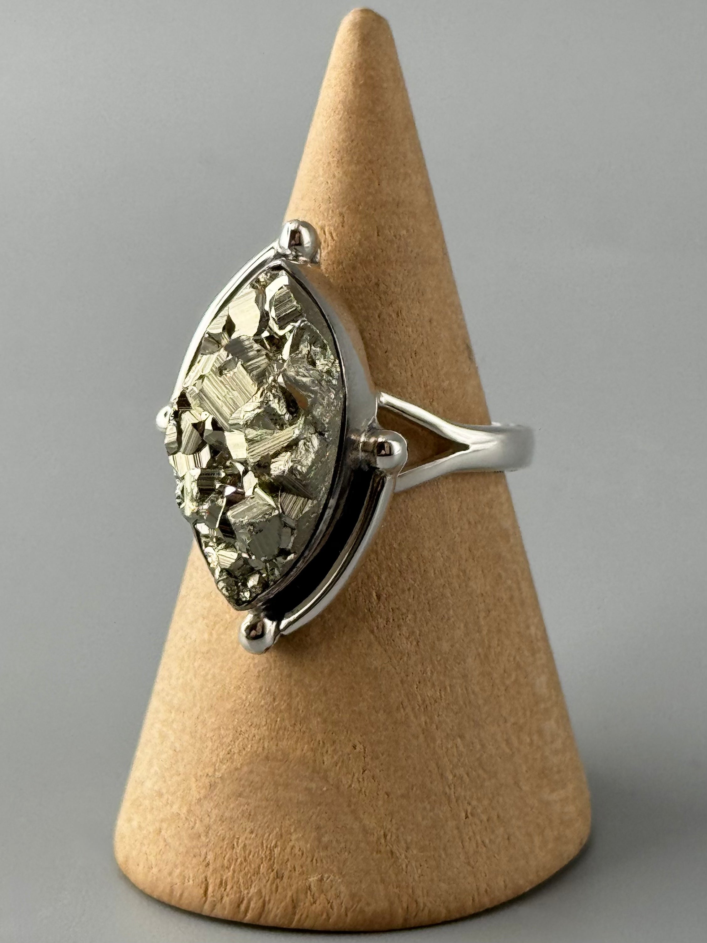 •PYRITE - BARBELLS• split band silver ring (various sizes)