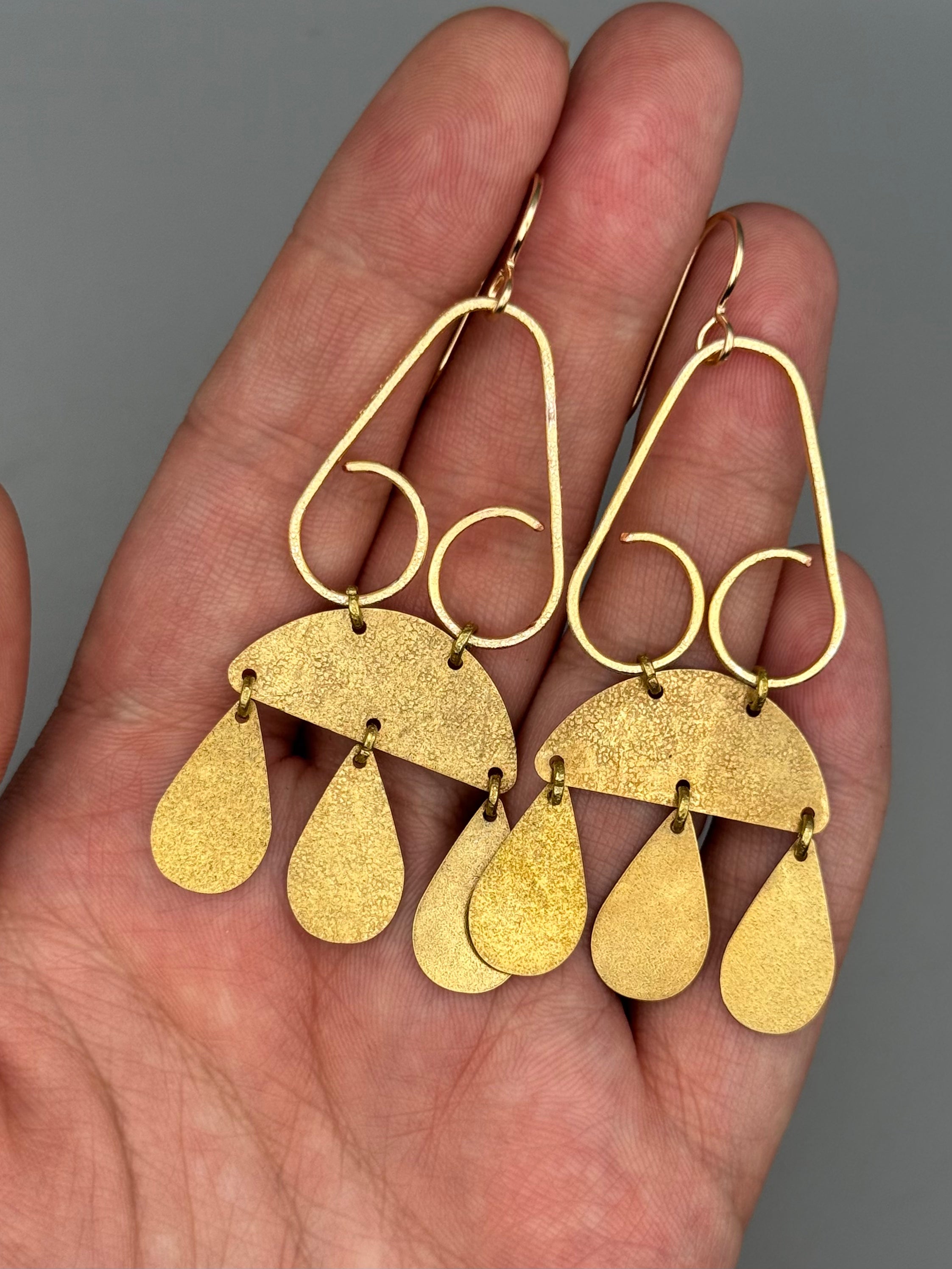 •CHIME• gold dangle earrings