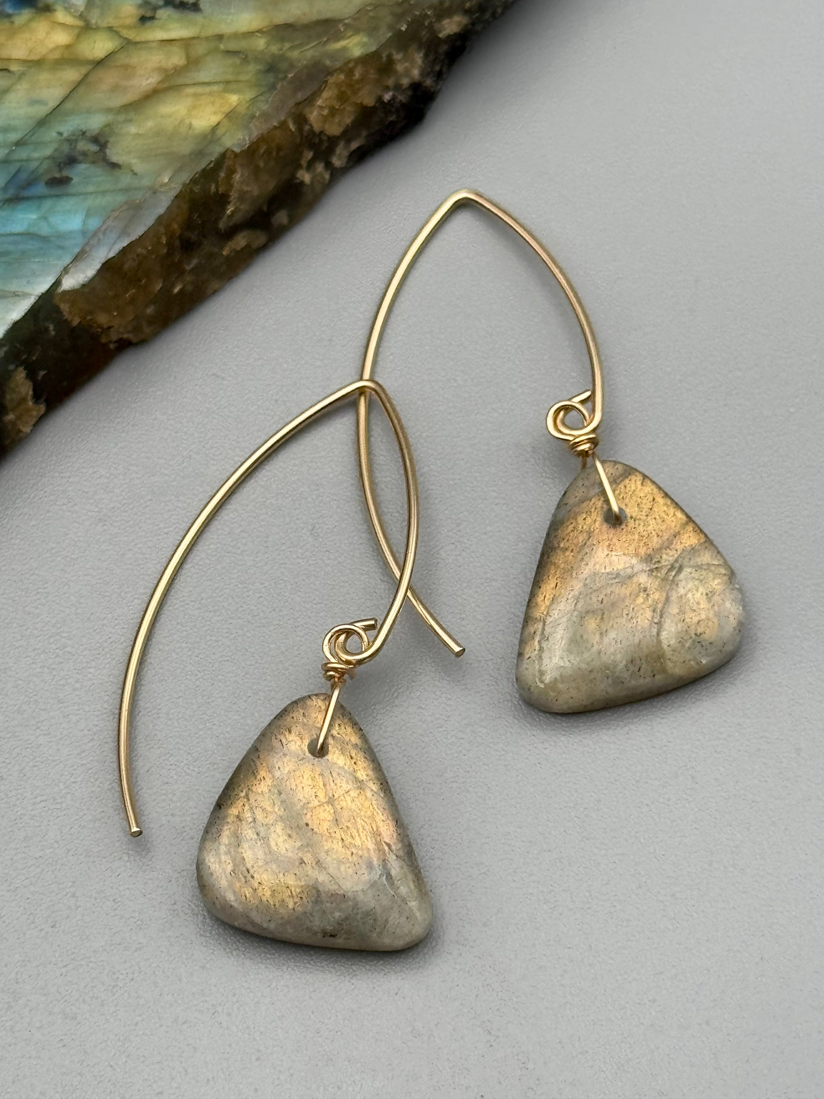•STRAY• golden labradorite + gold earrings