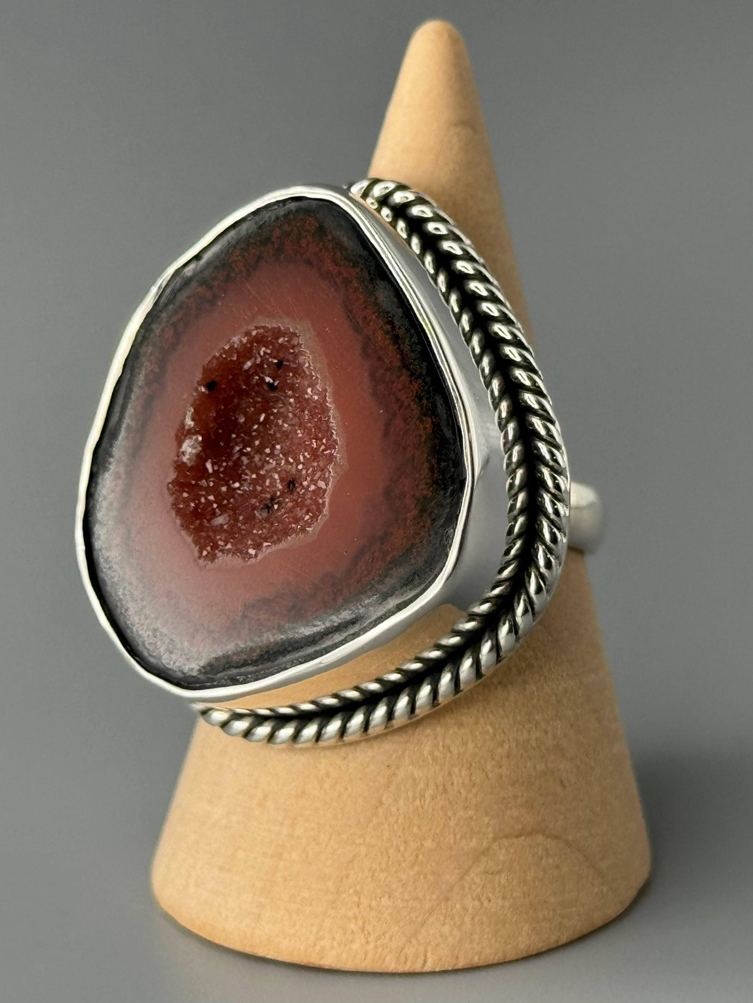 •COCONUT DRUZY - FREEFORM• roped bezel silver ring (size 9.75)