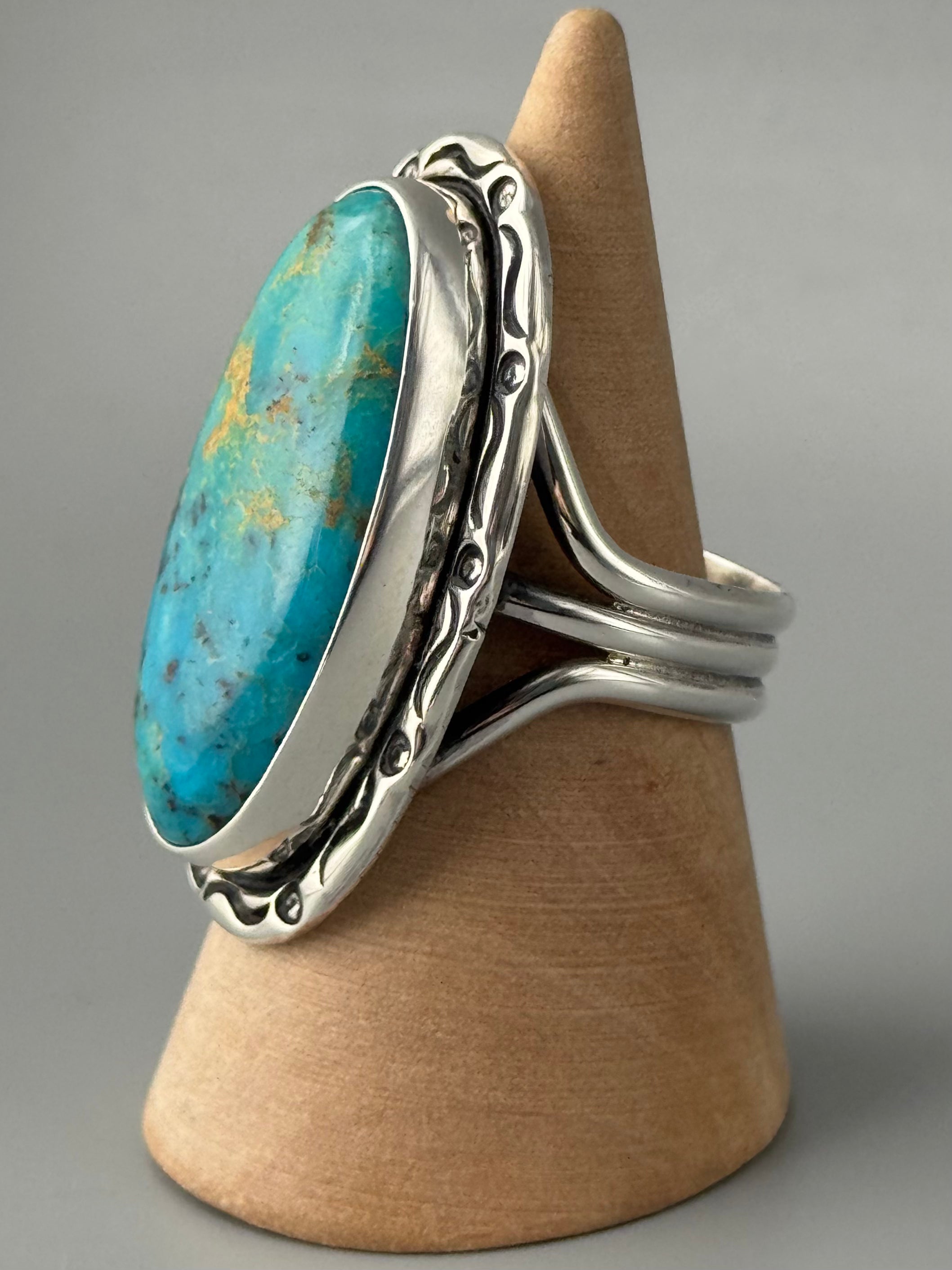 •KINGMAN TURQUOISE - SMUDGE• Navajo silver ring (size 9.75)