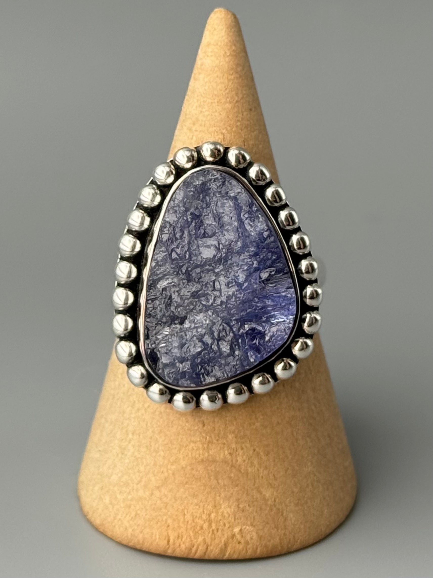 •TANZANITE - FREEFORM• dotted bezel silver ring (size 9.25)