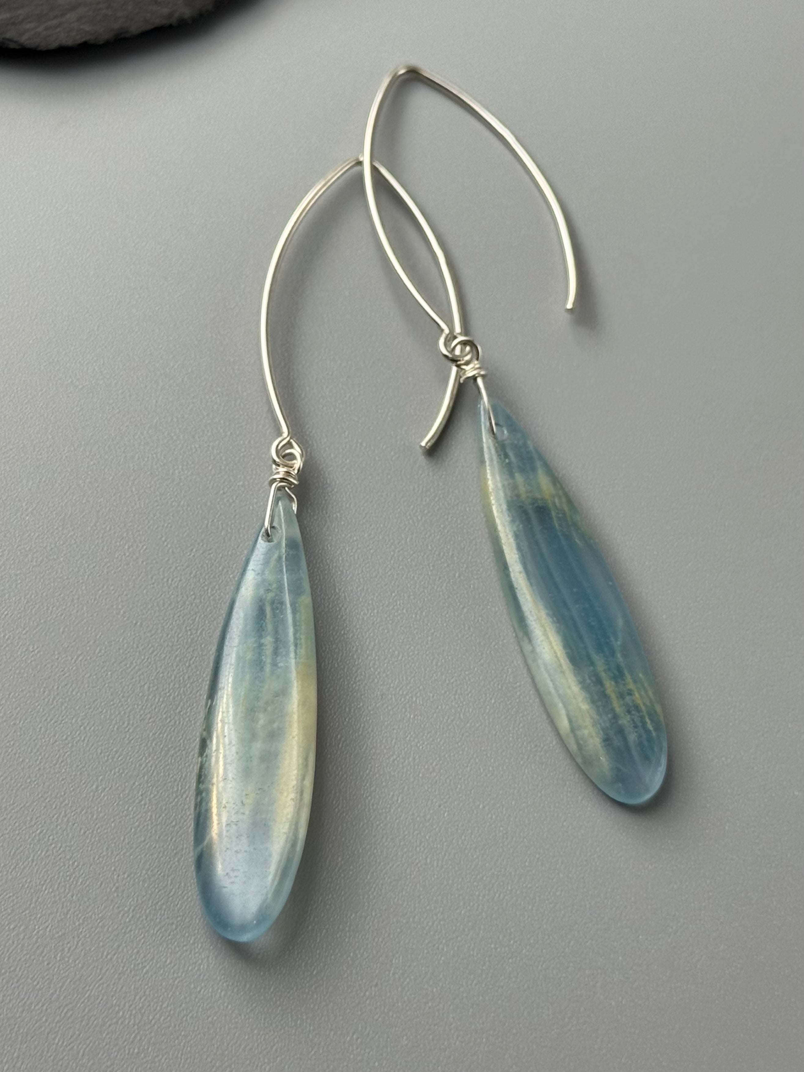 •STRAY• blue calcite + silver earrings