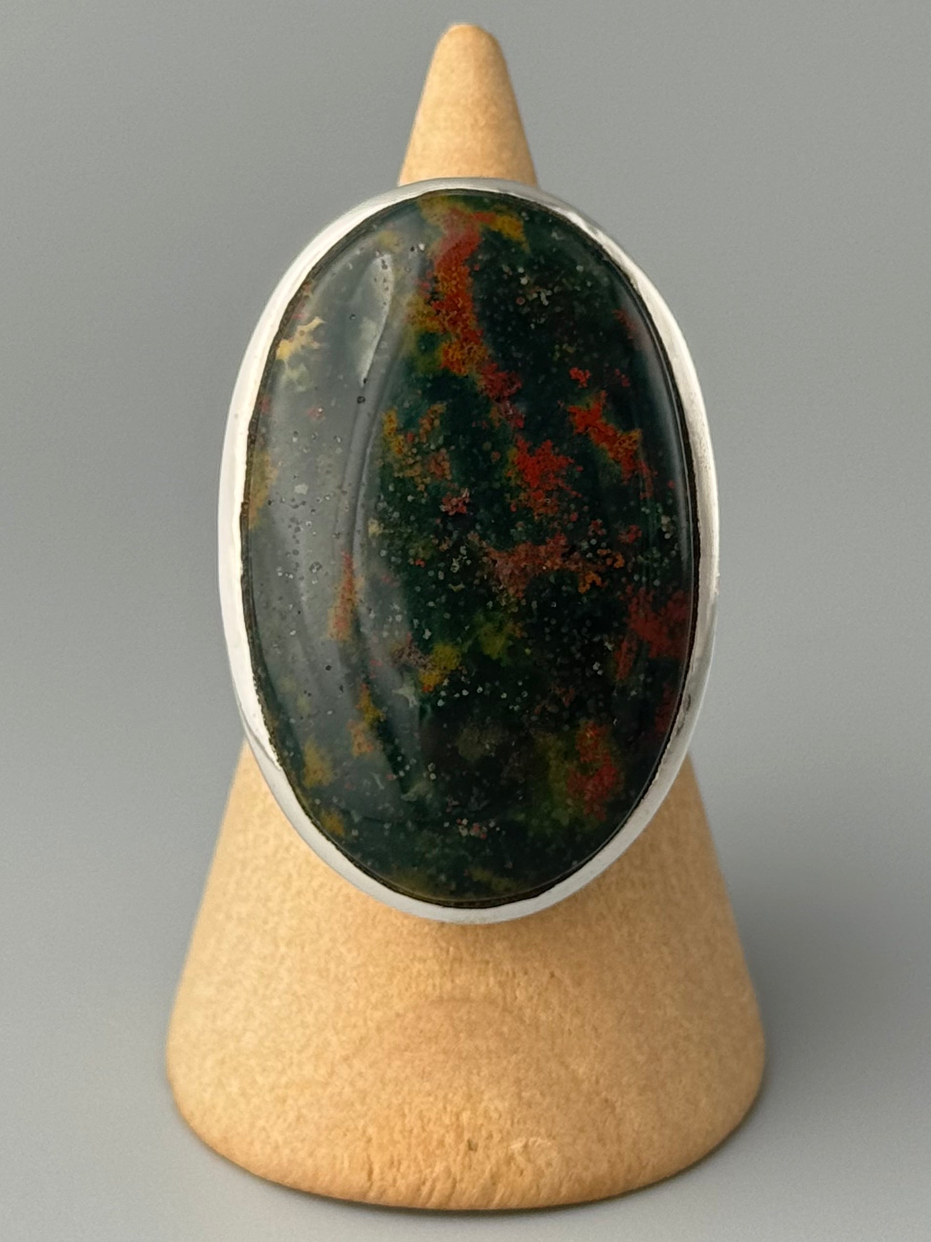 •BLOODSTONE - OVAL • sterling silver ring (size 9.75)