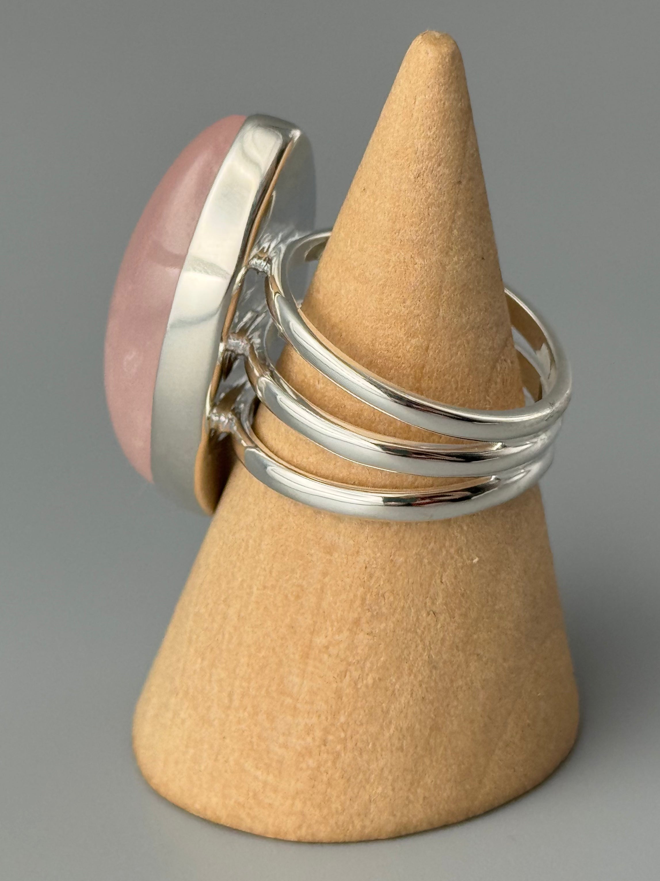 •ROSE QUARTZ - EYE• triple split band silver ring (various sizes)