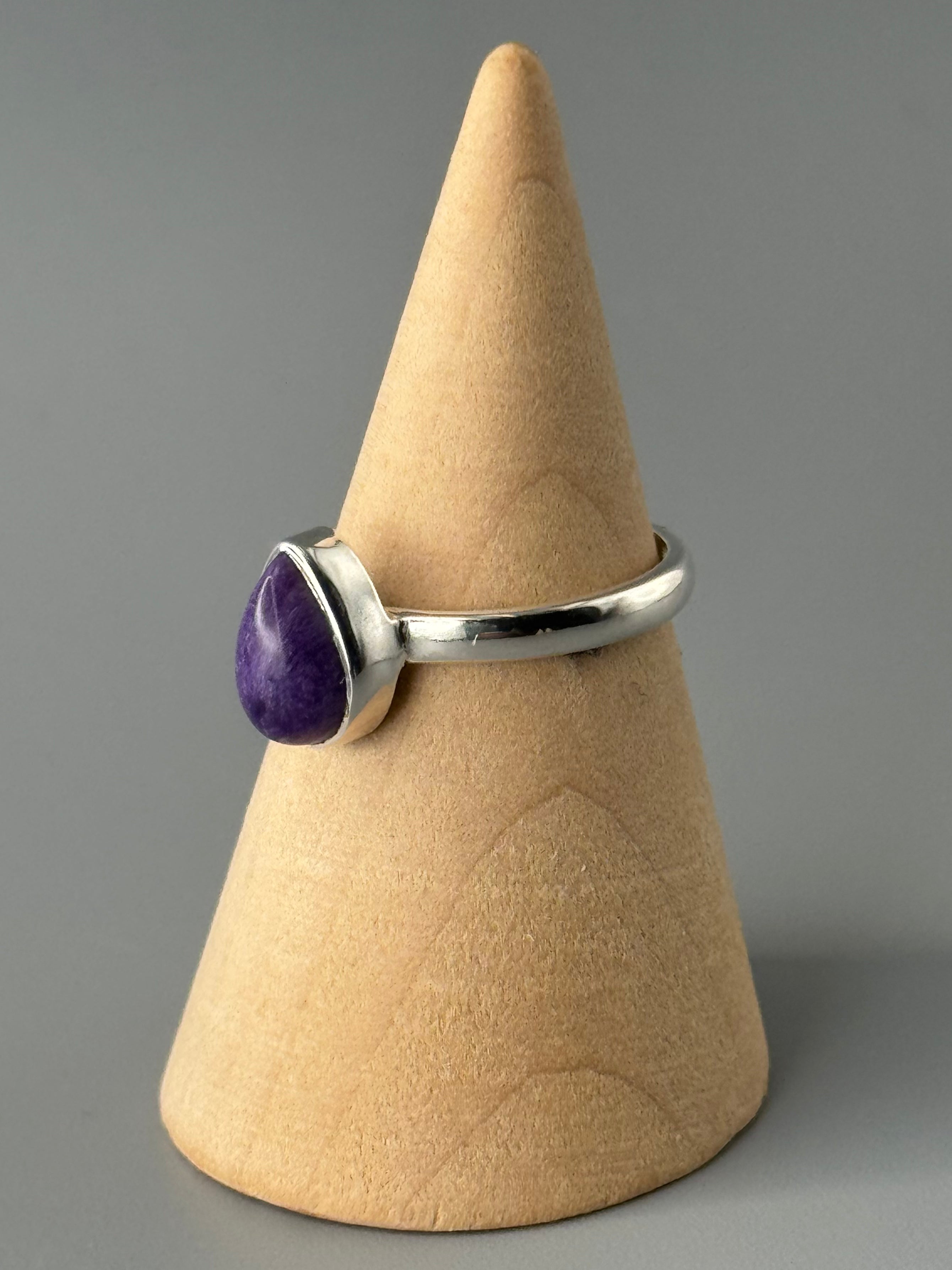 •CHAROITE - LIL' TEAR• simple bezel silver ring (various sizes)
