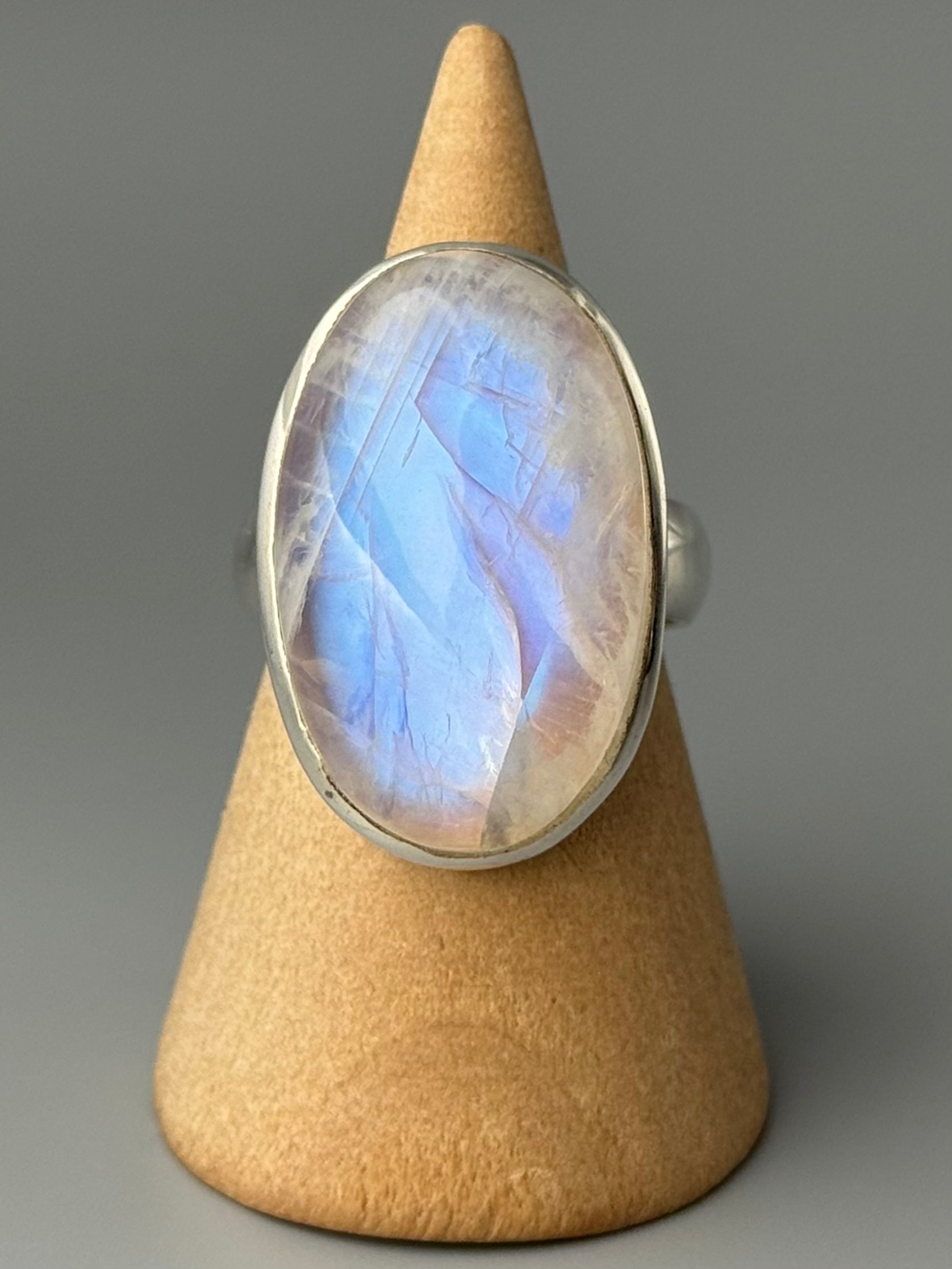 •RAINBOW MOONSTONE - LARGE OVAL• simple bezel silver ring (size 9)