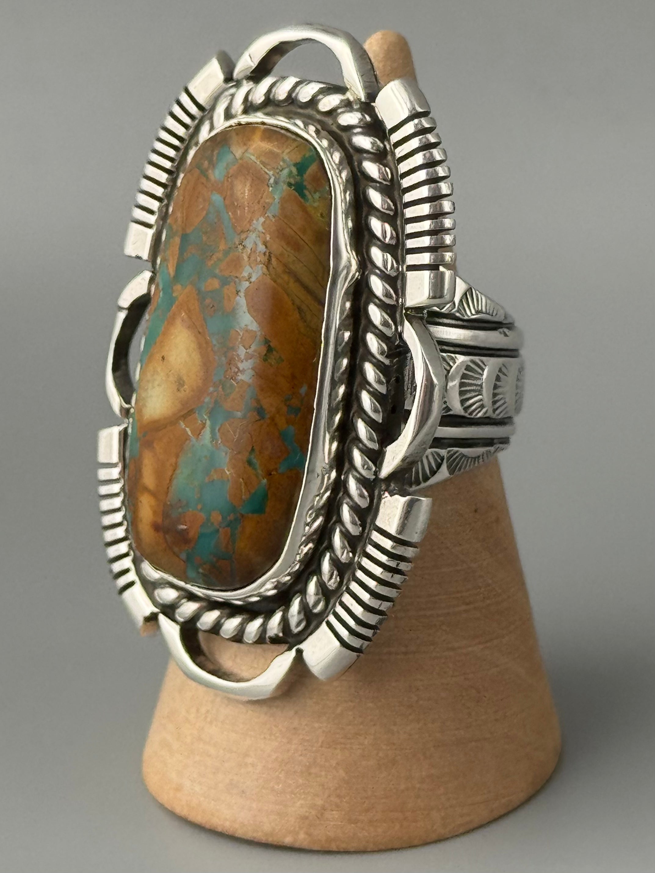 •BOULDER TURQUOISE - MOUNTAIN SPIRIT• Navajo silver ring (size 7.5)